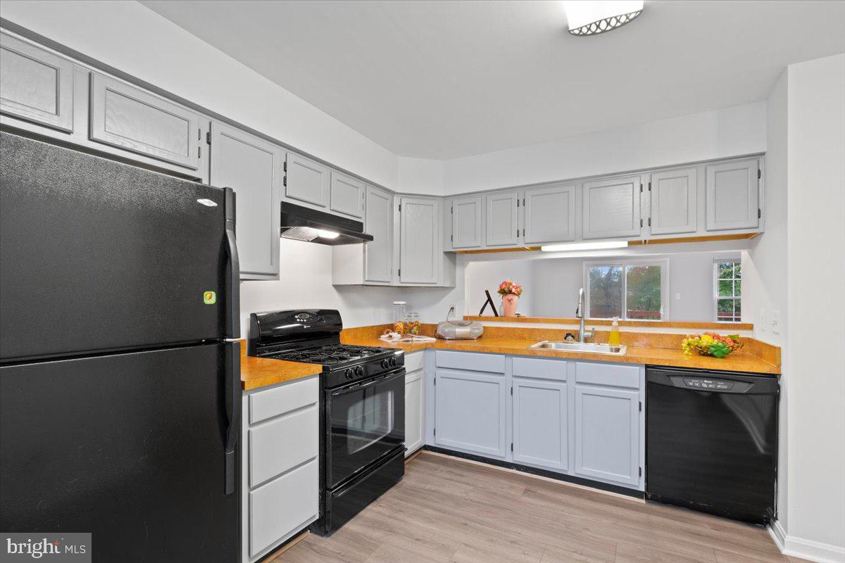 MONTCLAIR - Residential