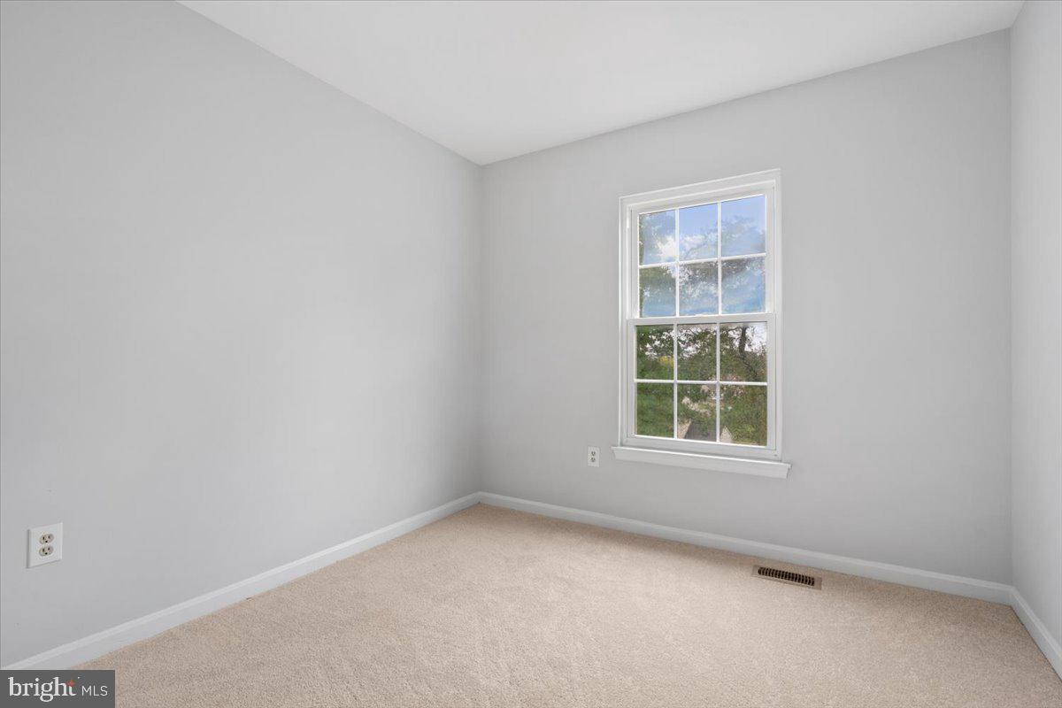 MONTCLAIR - Residential