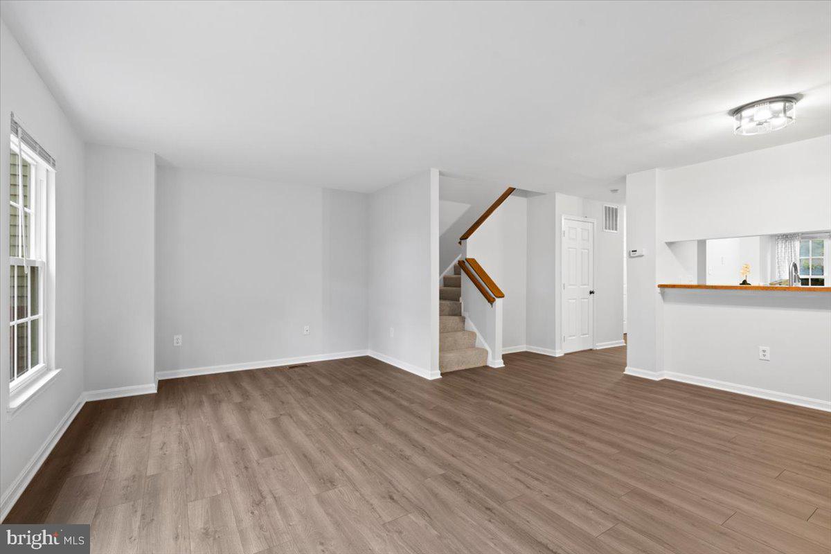 MONTCLAIR - Residential