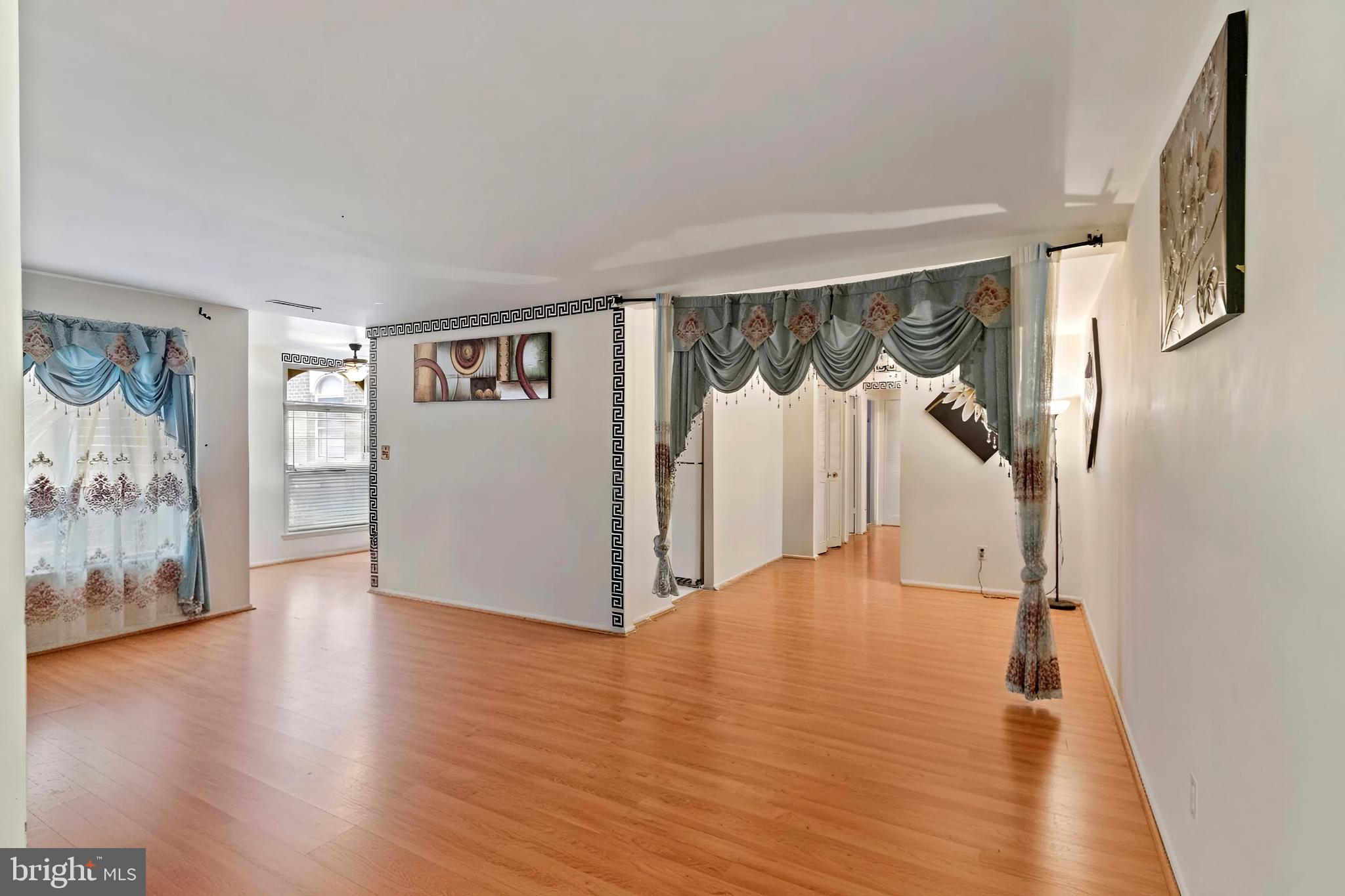 WOODBURN VILLAGE - Residential