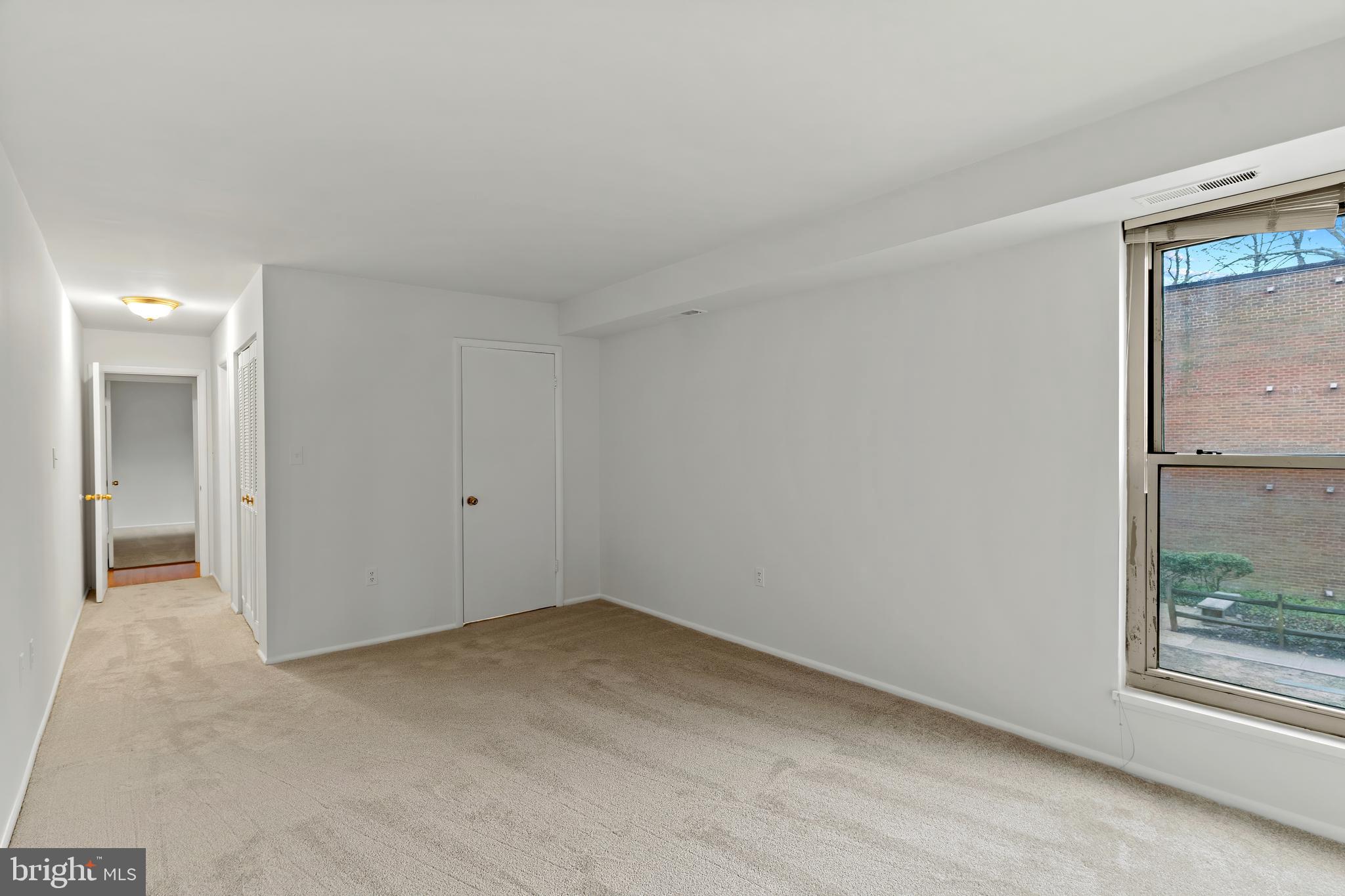 WOODBURN VILLAGE - Residential