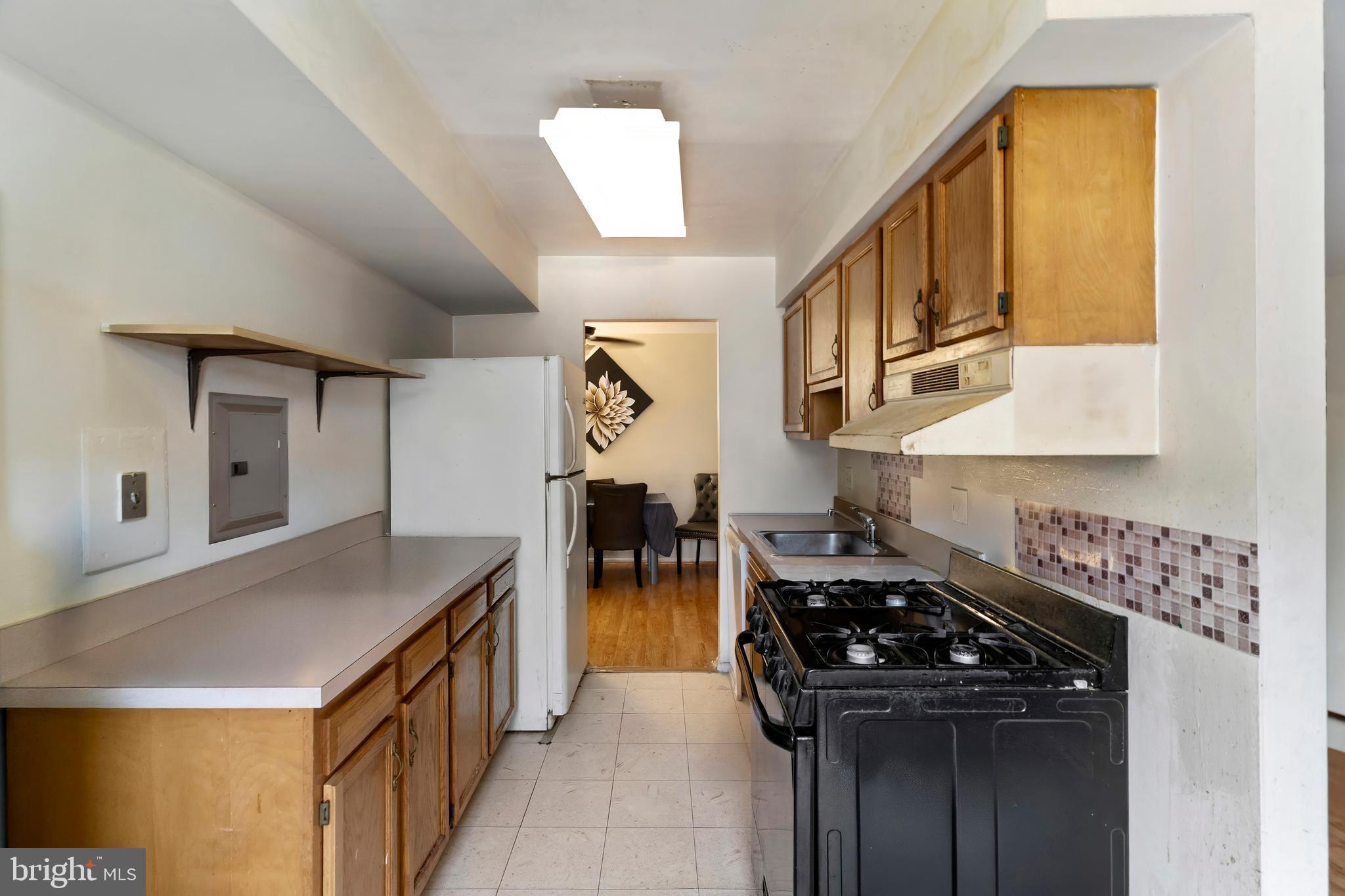 WOODBURN VILLAGE - Residential