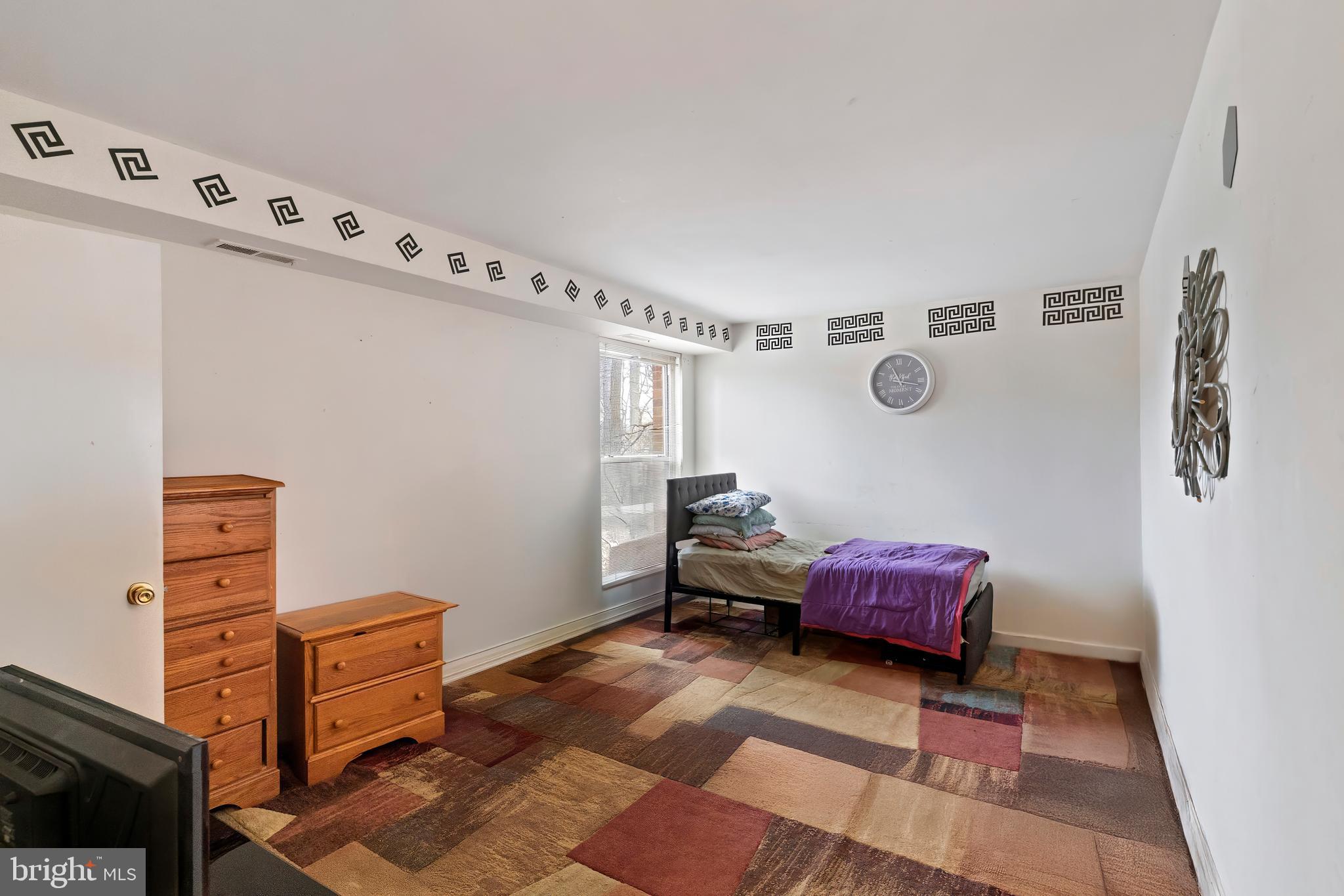 WOODBURN VILLAGE - Residential