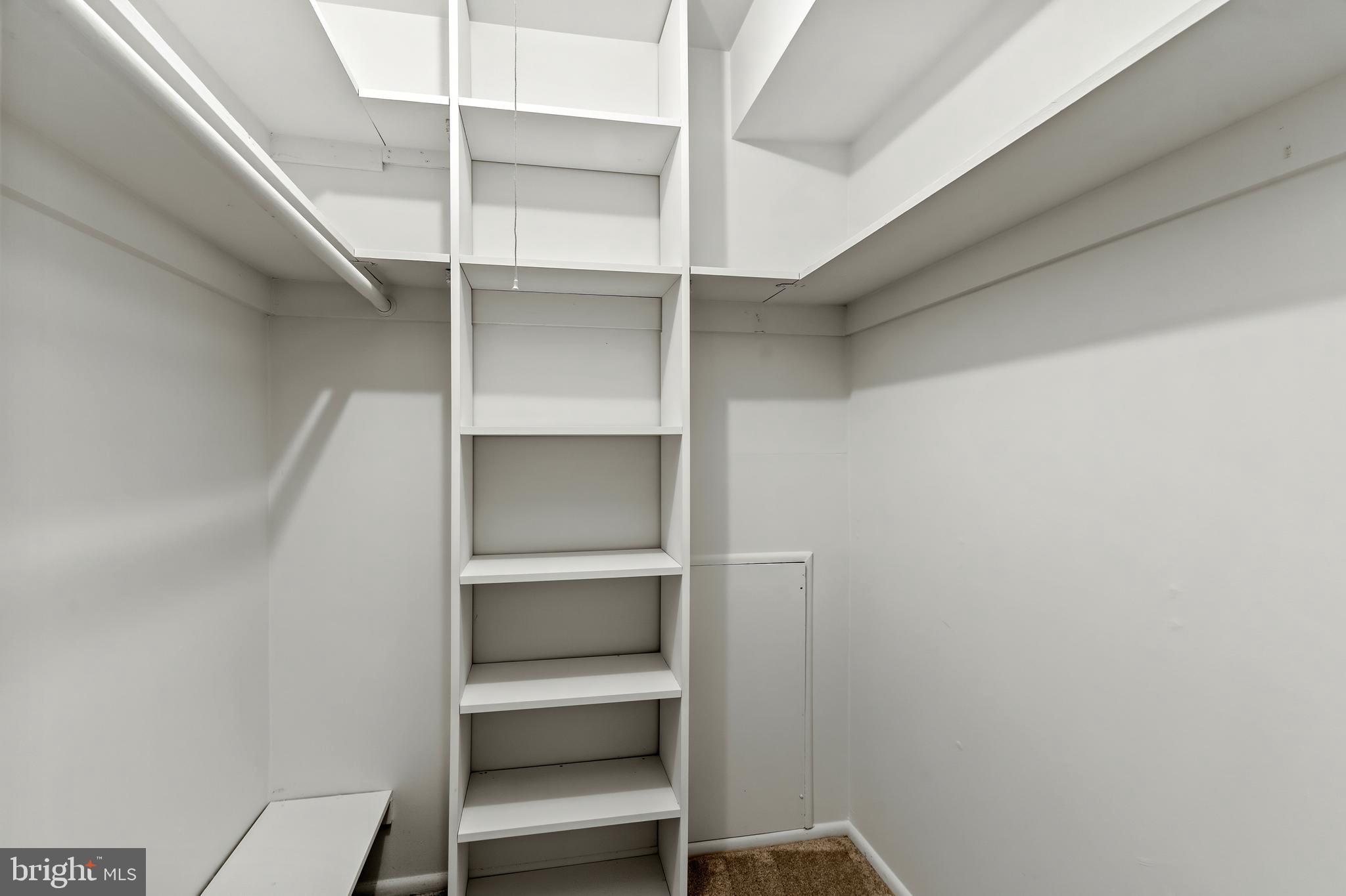 WOODBURN VILLAGE - Residential