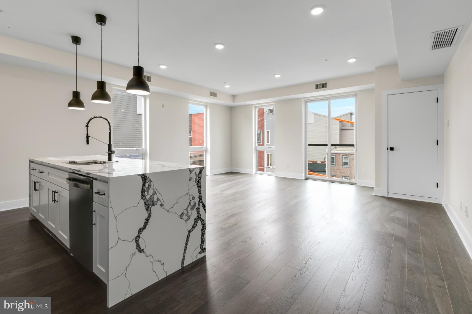 1868 FRANKFORD AVENUE 204