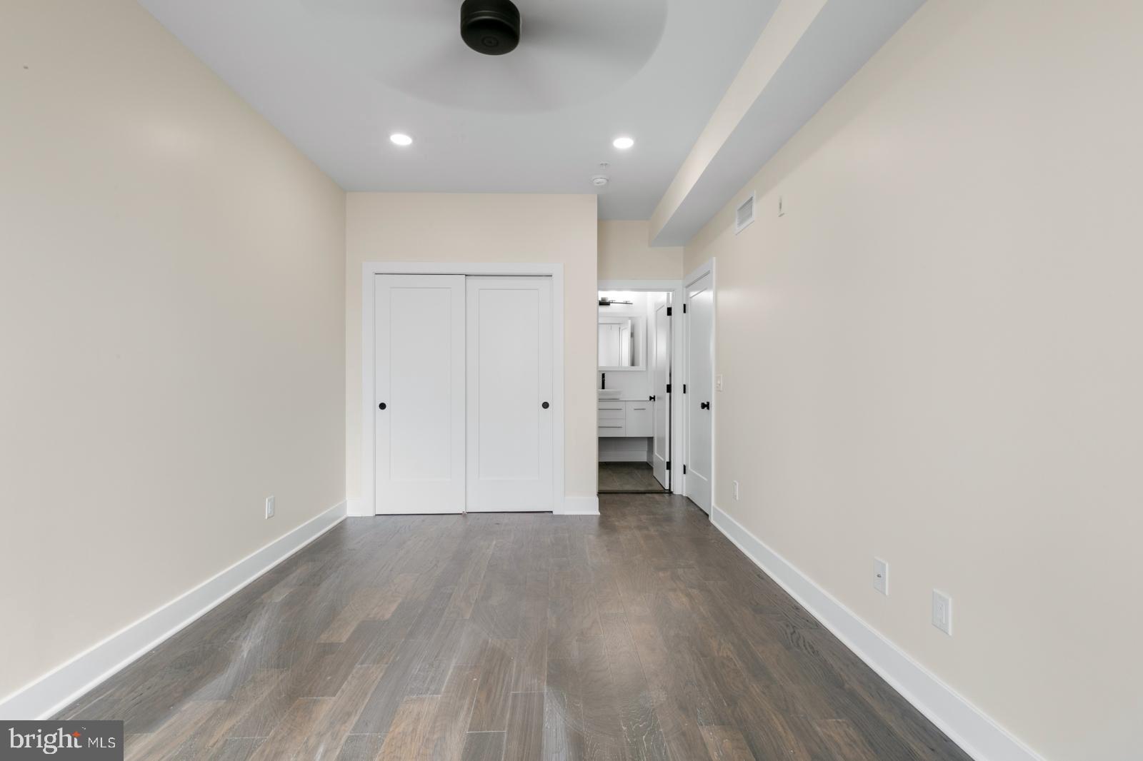 1868 FRANKFORD AVENUE 204