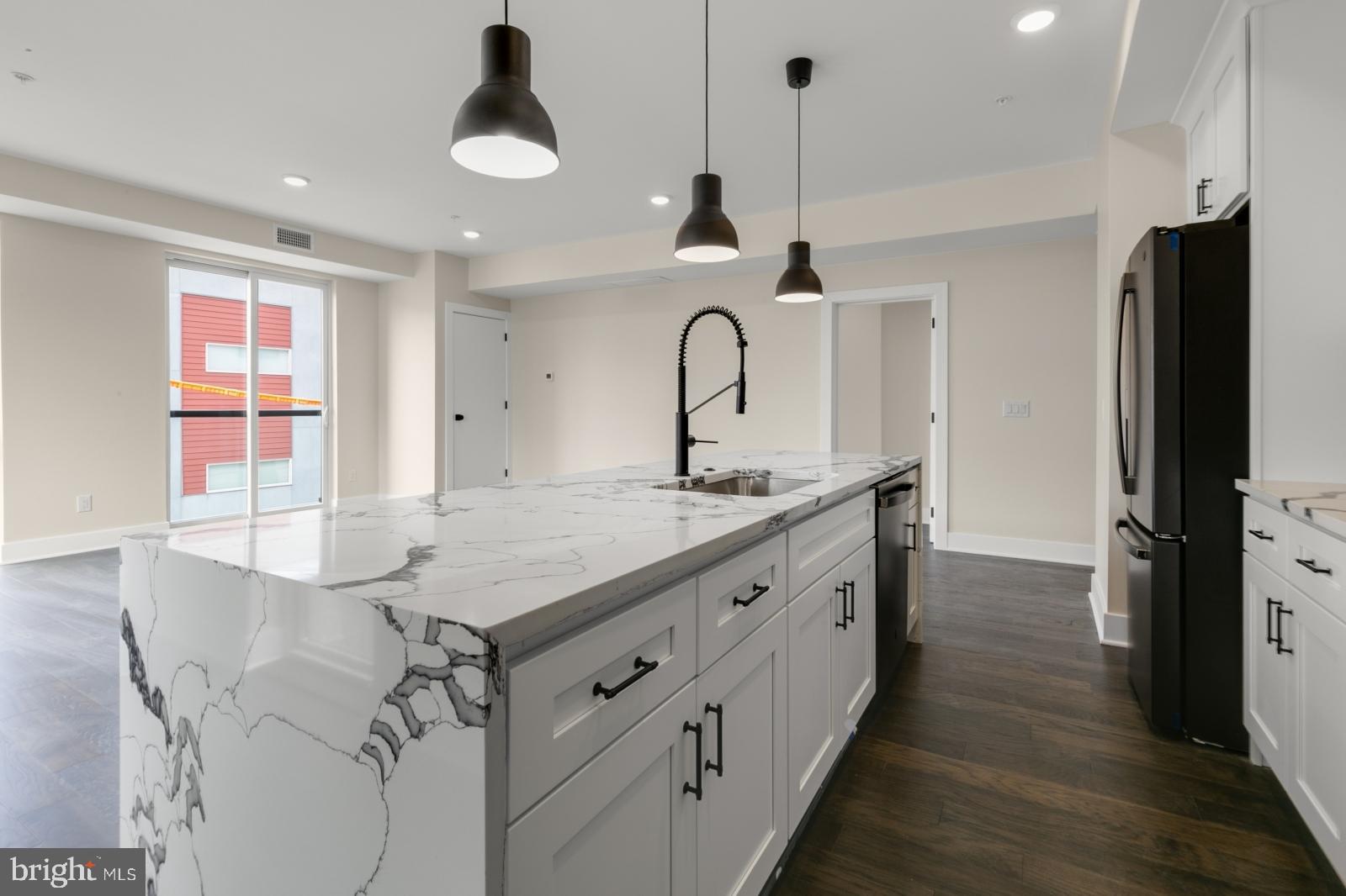 1868 FRANKFORD AVENUE 204