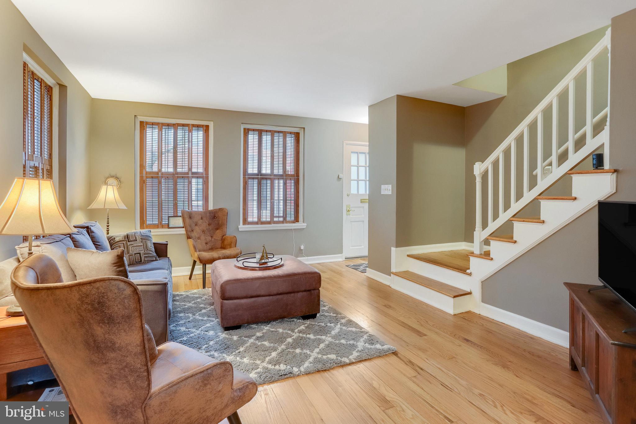 2803 S COLUMBUS STREET