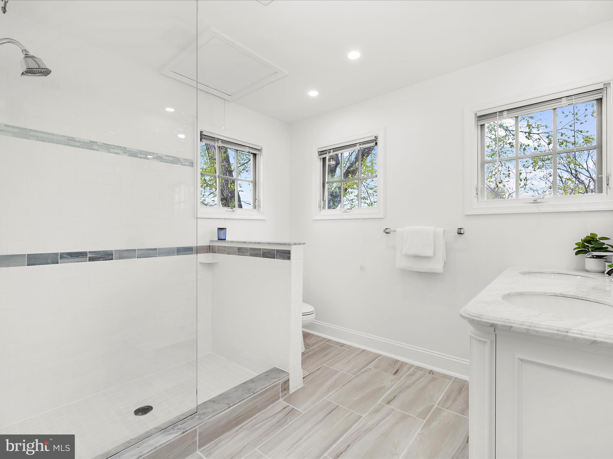 EASTPORT - Residential