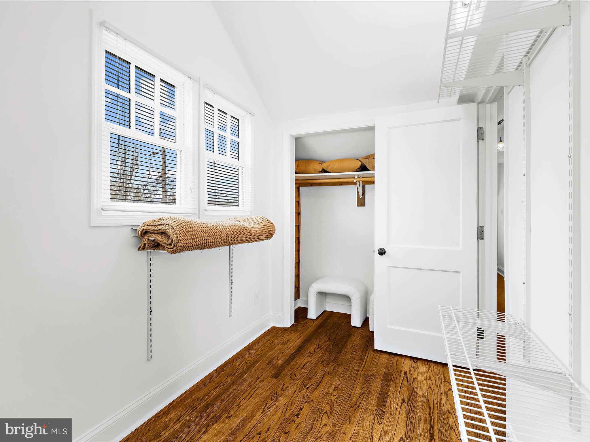 EASTPORT - Residential