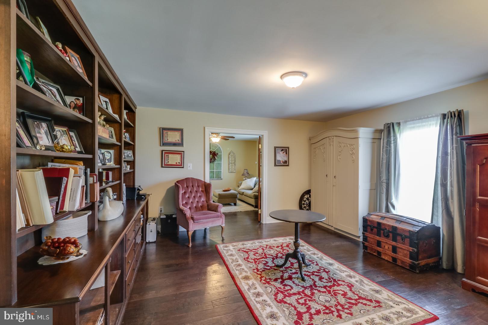 ELKTON - Residential