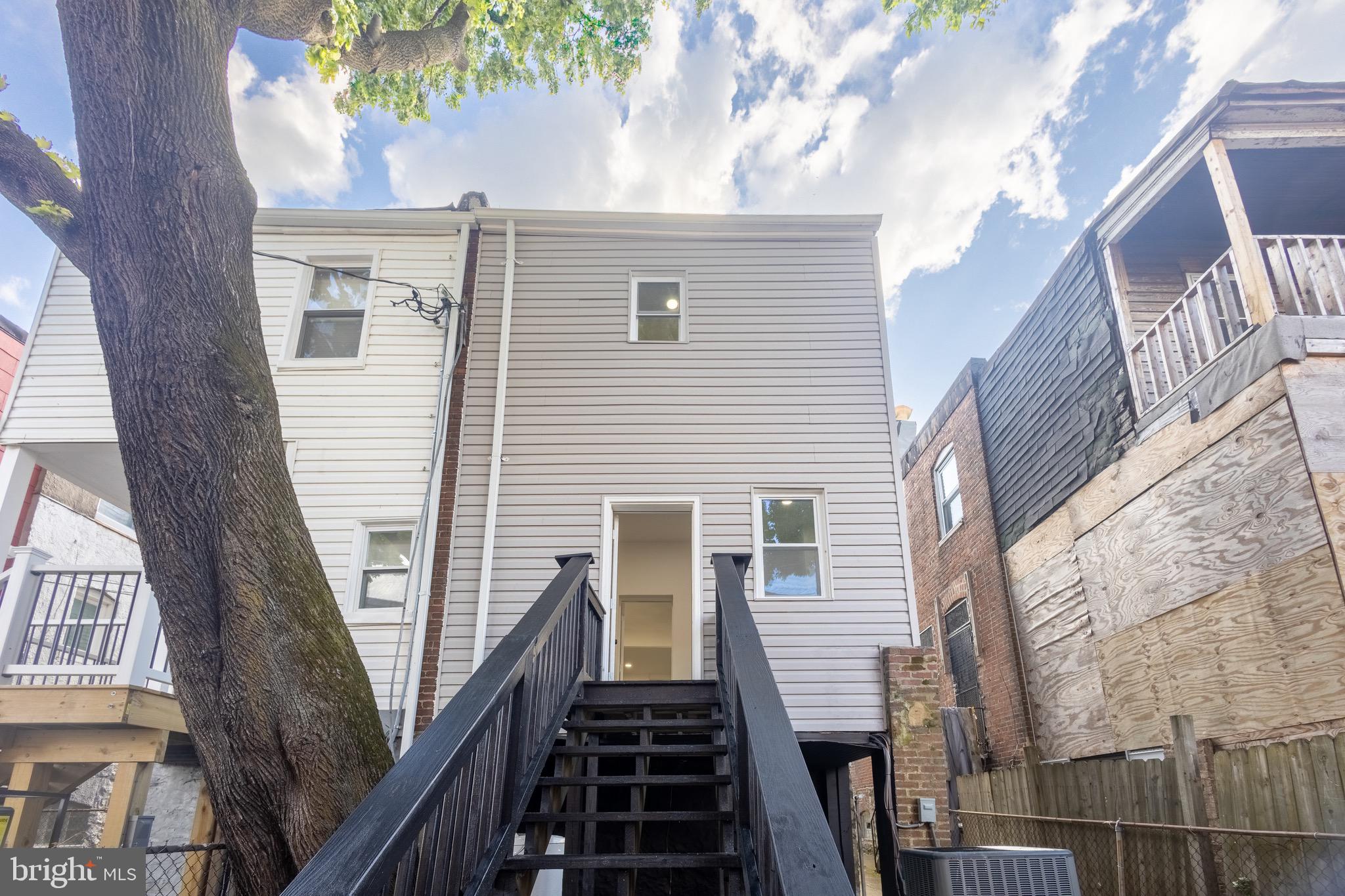 MONDAWMIN - Residential