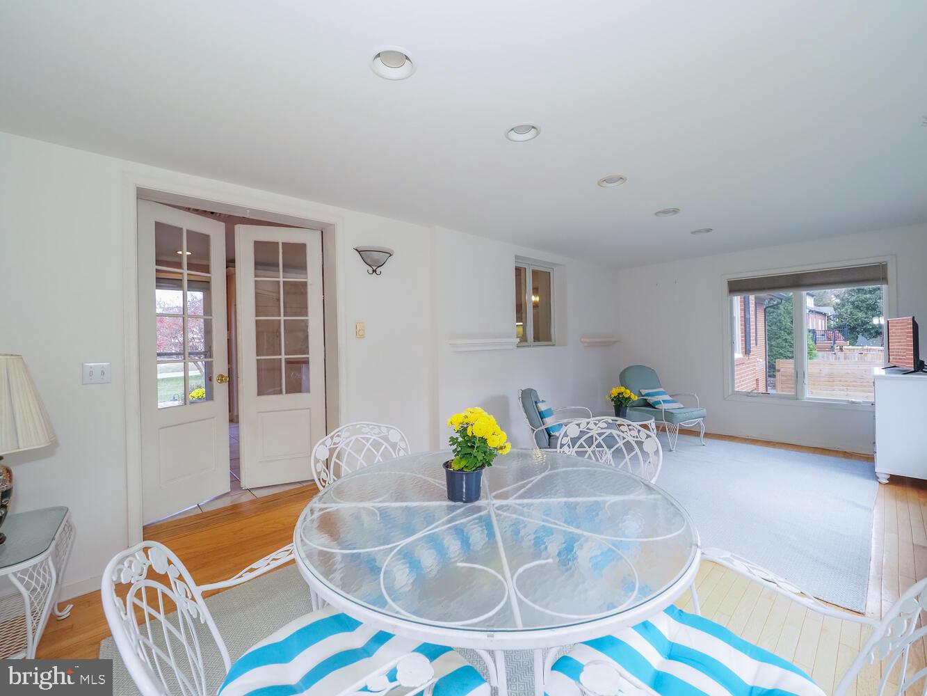 HAMPTON - Residential