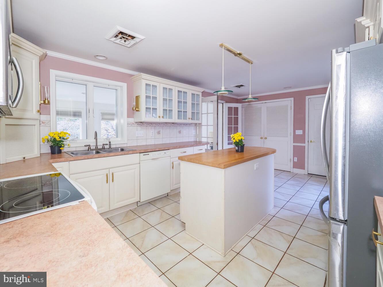 HAMPTON - Residential