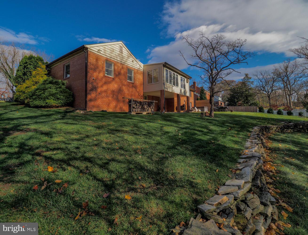 HAMPTON - Residential