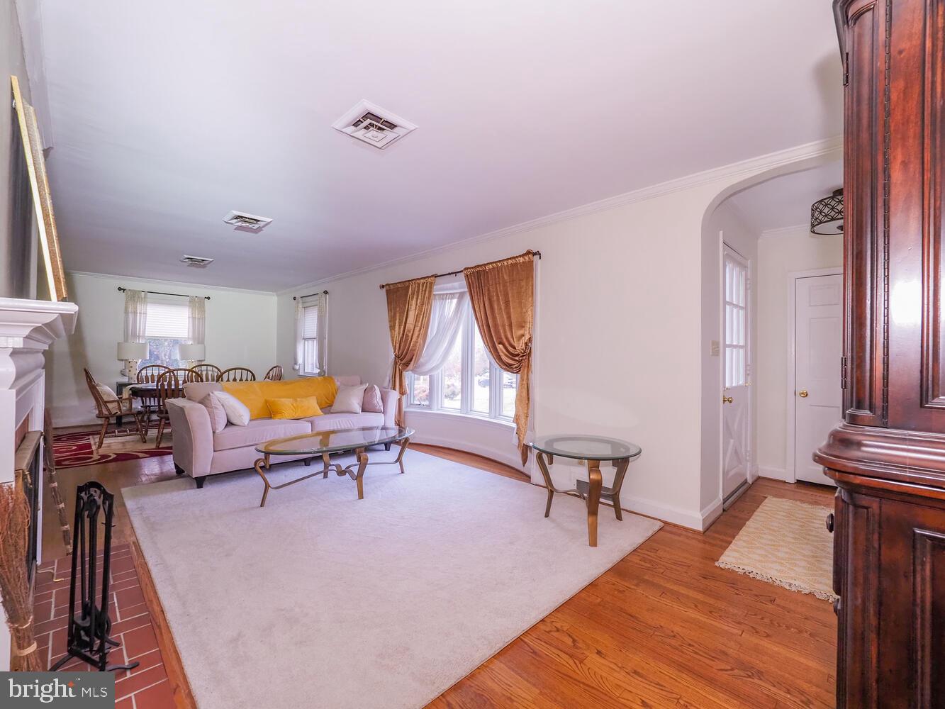 HAMPTON - Residential