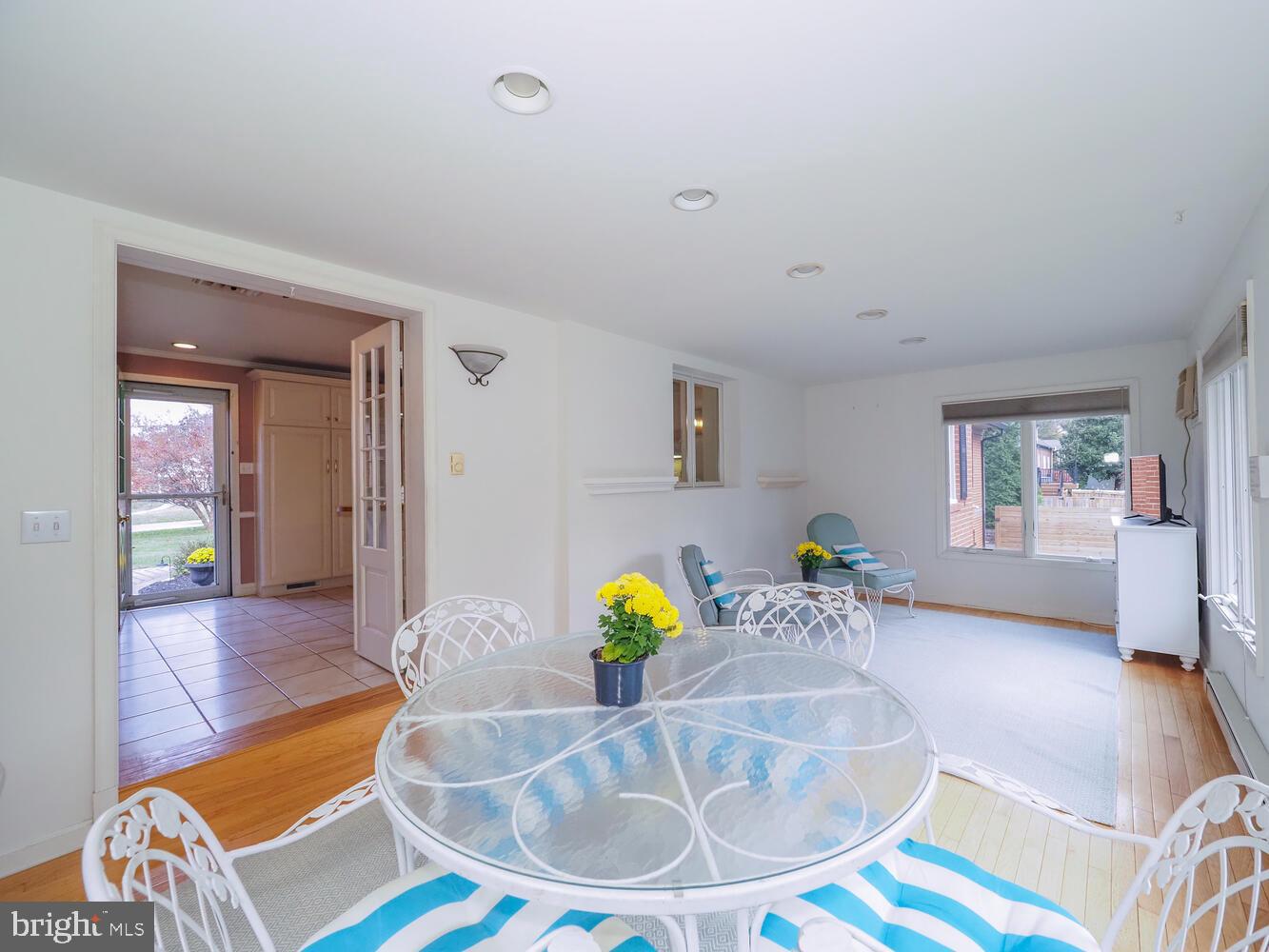 HAMPTON - Residential