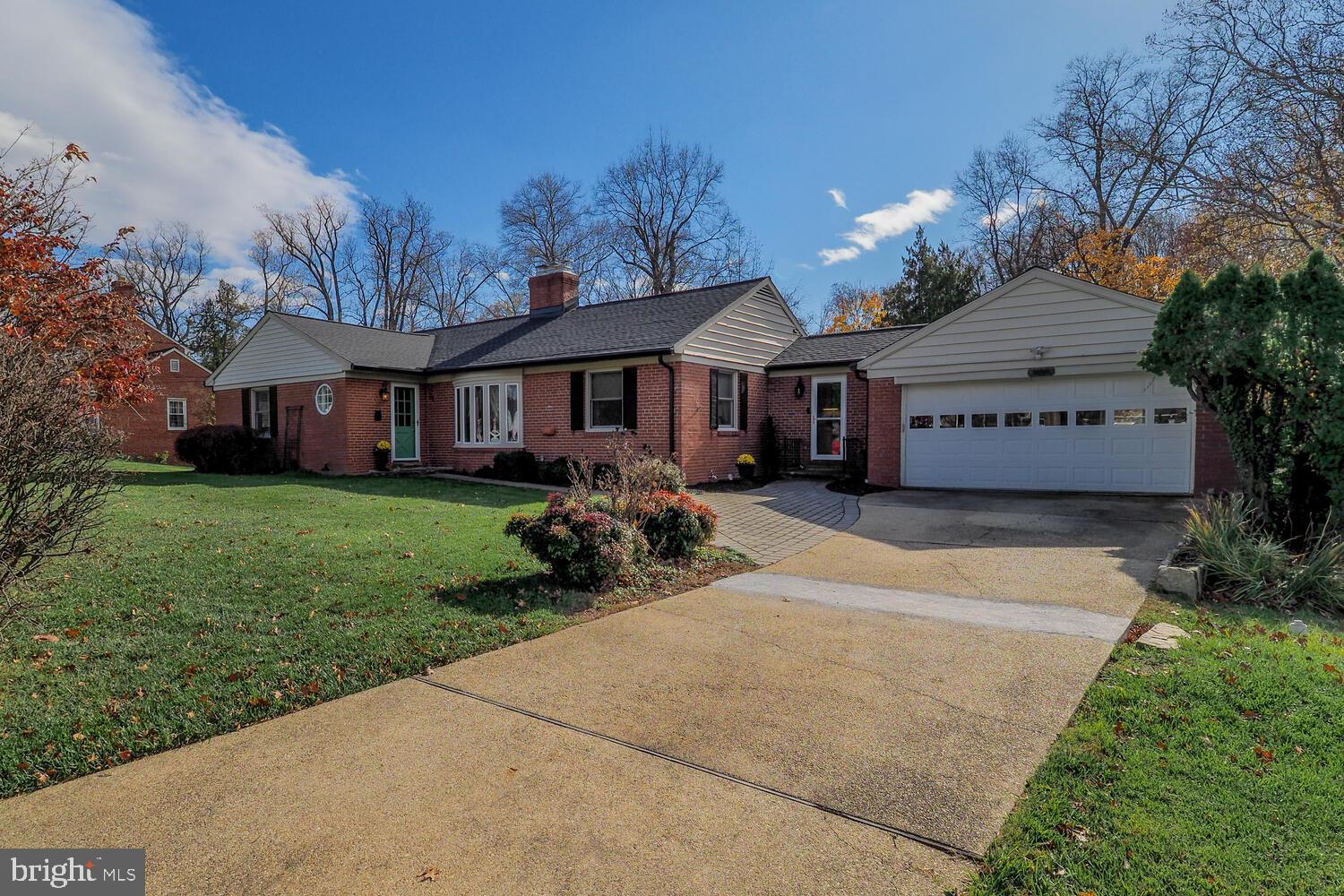 HAMPTON - Residential