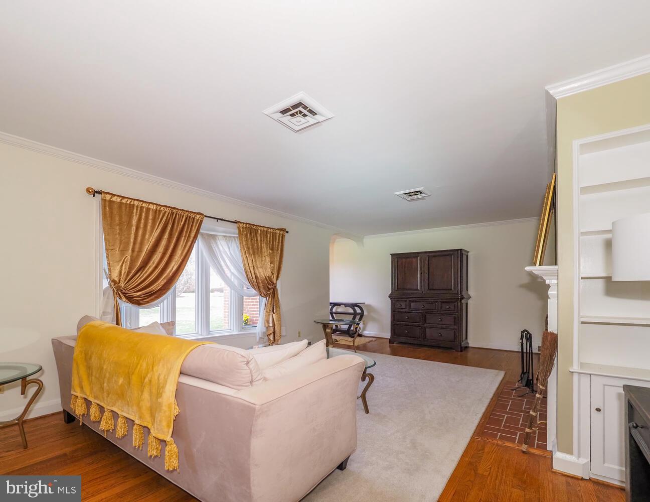 HAMPTON - Residential