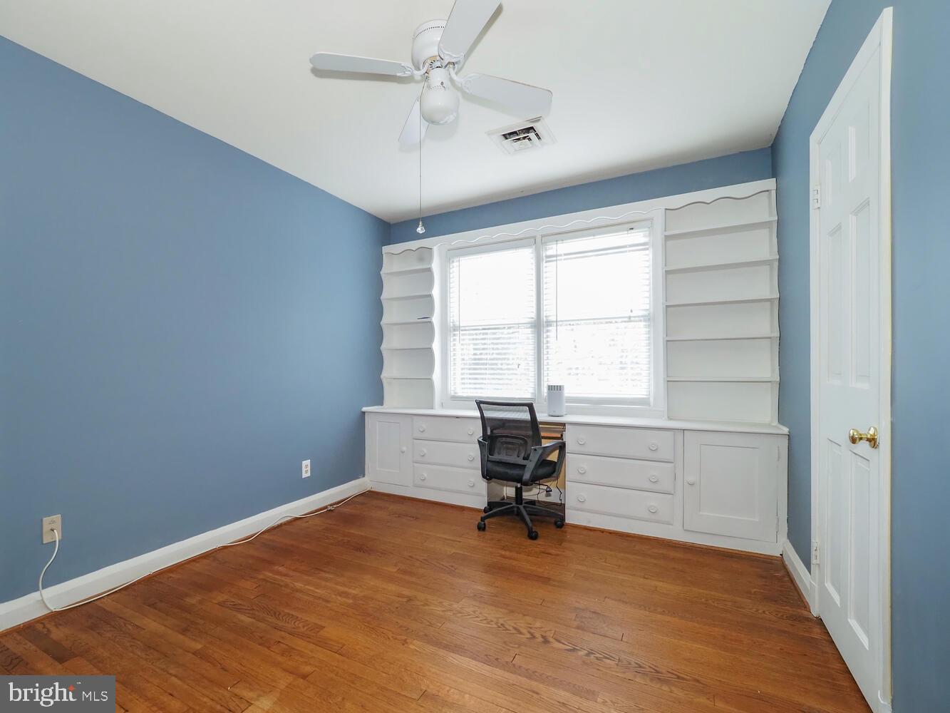 HAMPTON - Residential