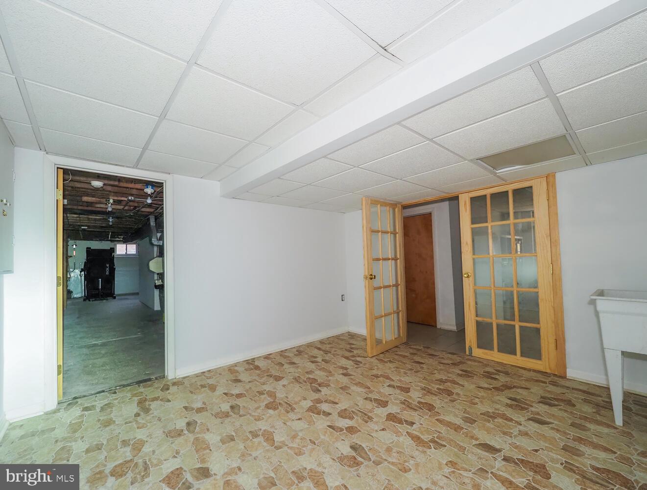 HAMPTON - Residential