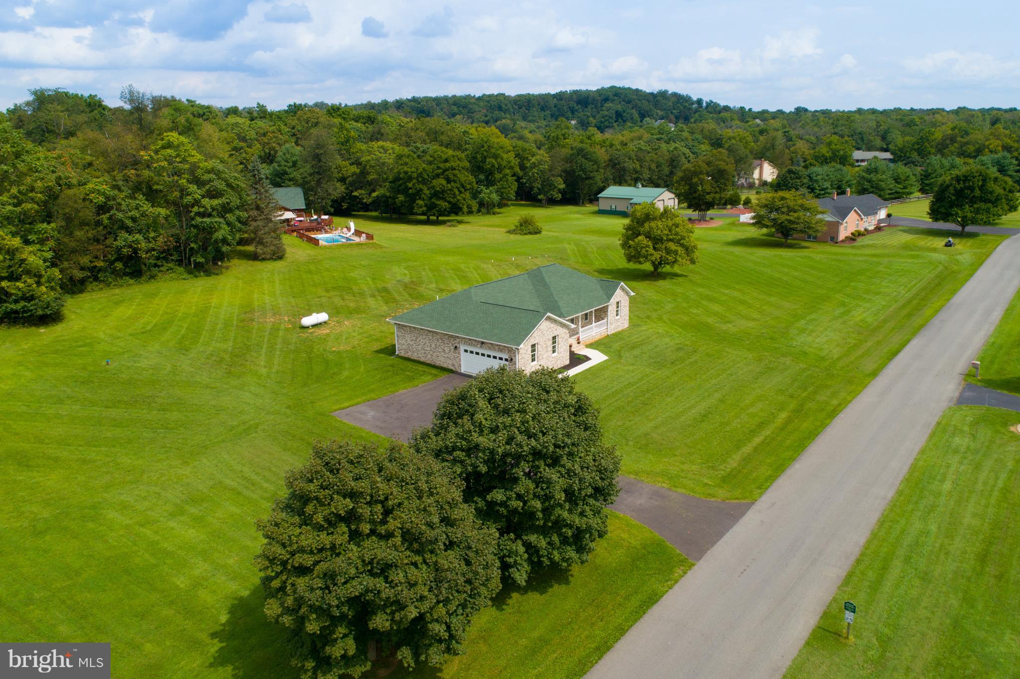 MARLOWE WOODS - Residential