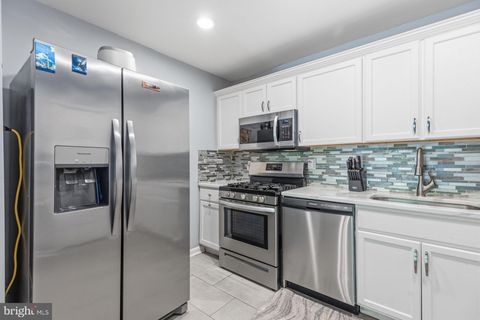 Tiny photo for 9240 Bridle Path Ln #G, LAUREL, MD 20723 (MLS # MDHW2068586)