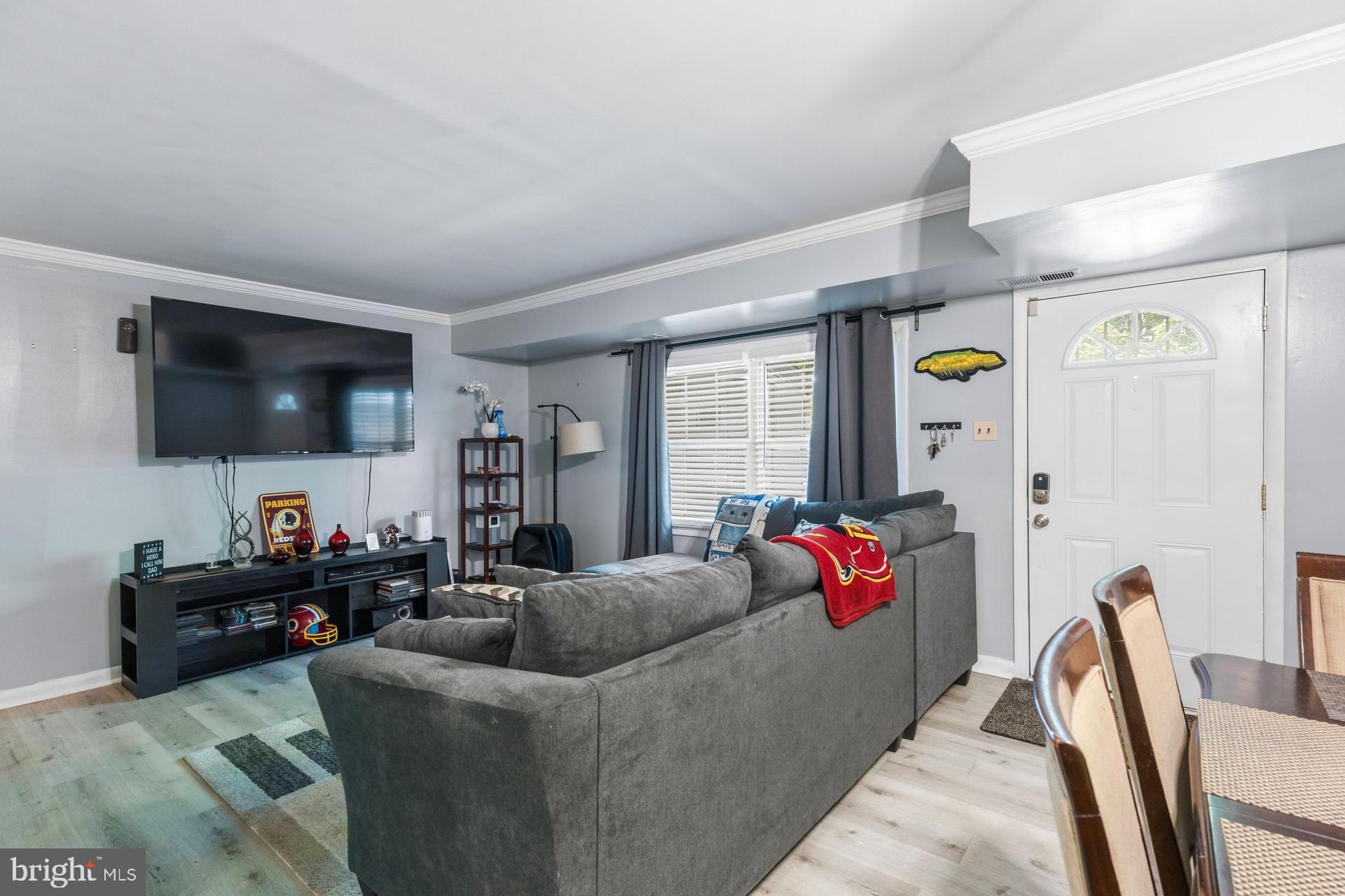 WHISKEY BOTTOM - Residential