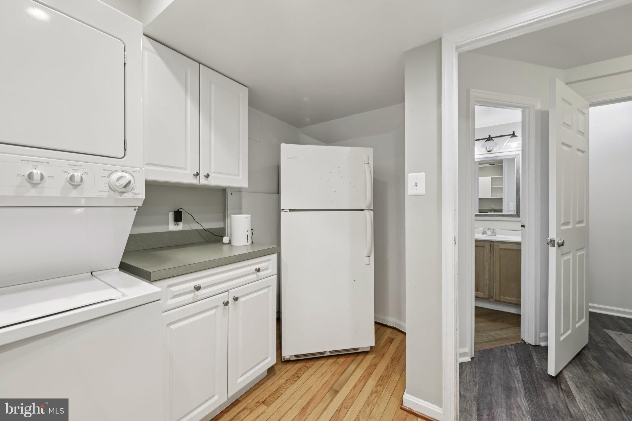 SPRINGFIELD OAKS - Residential