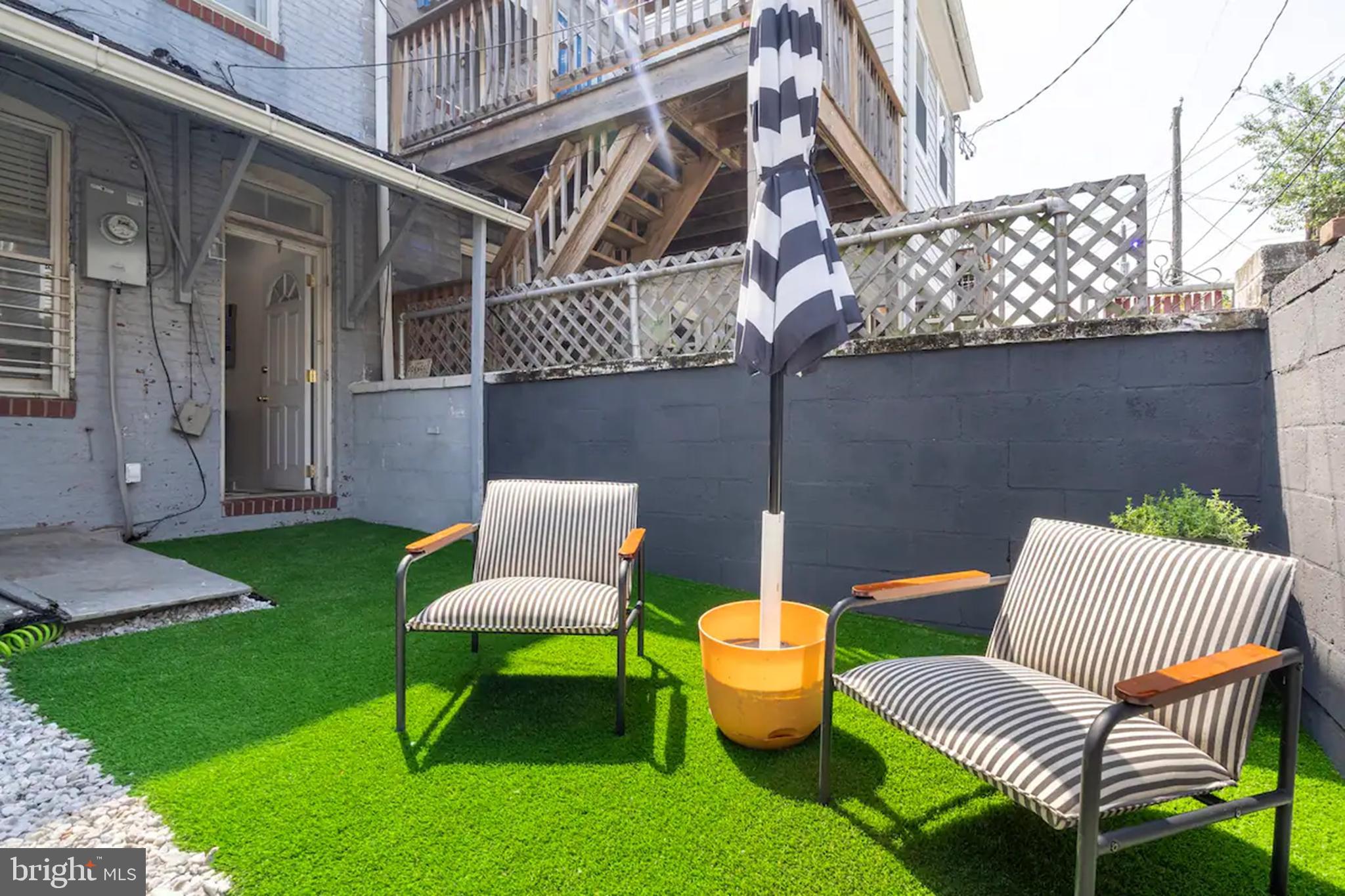 HIGHLANDTOWN - Residential