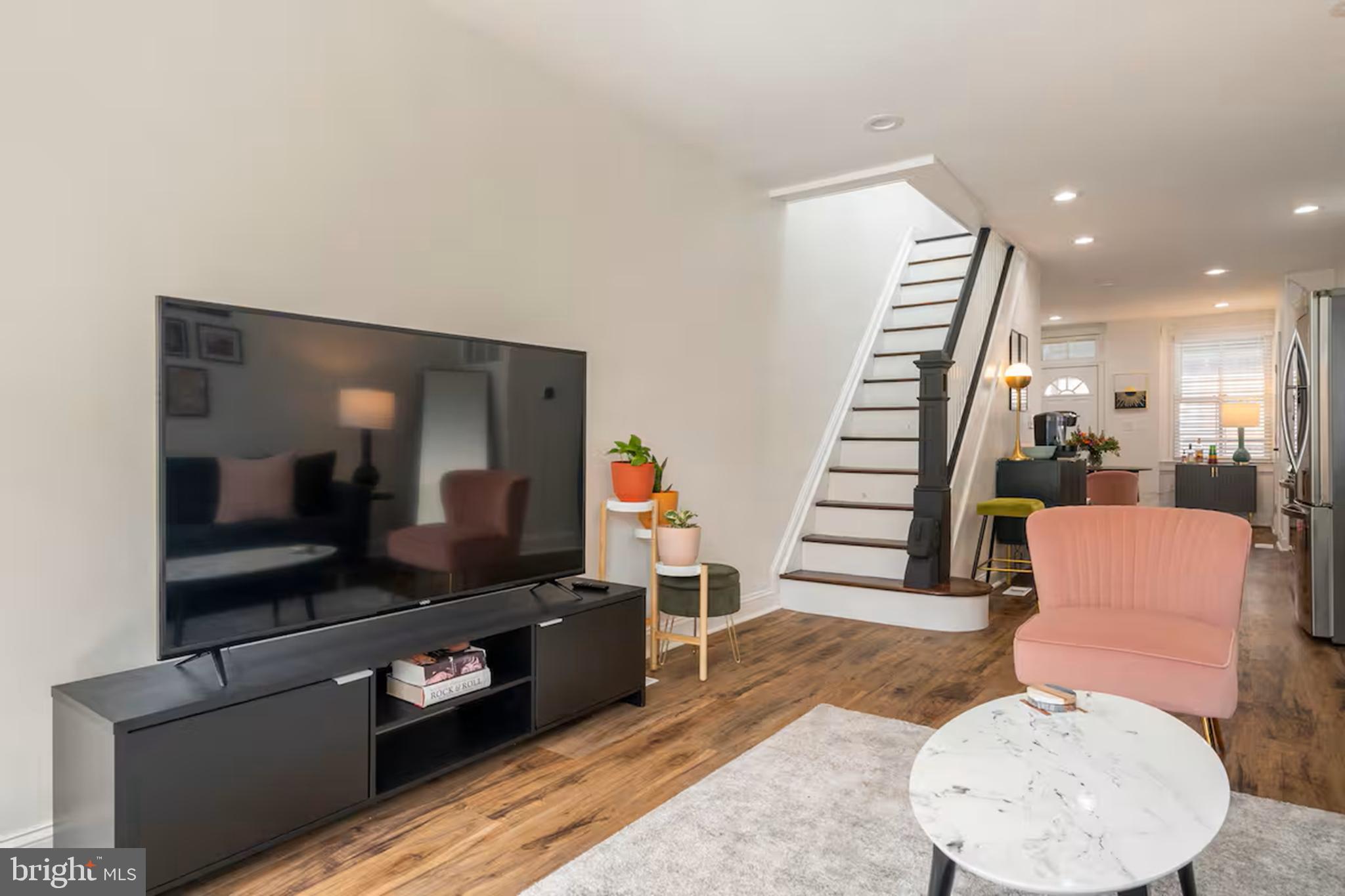 HIGHLANDTOWN - Residential