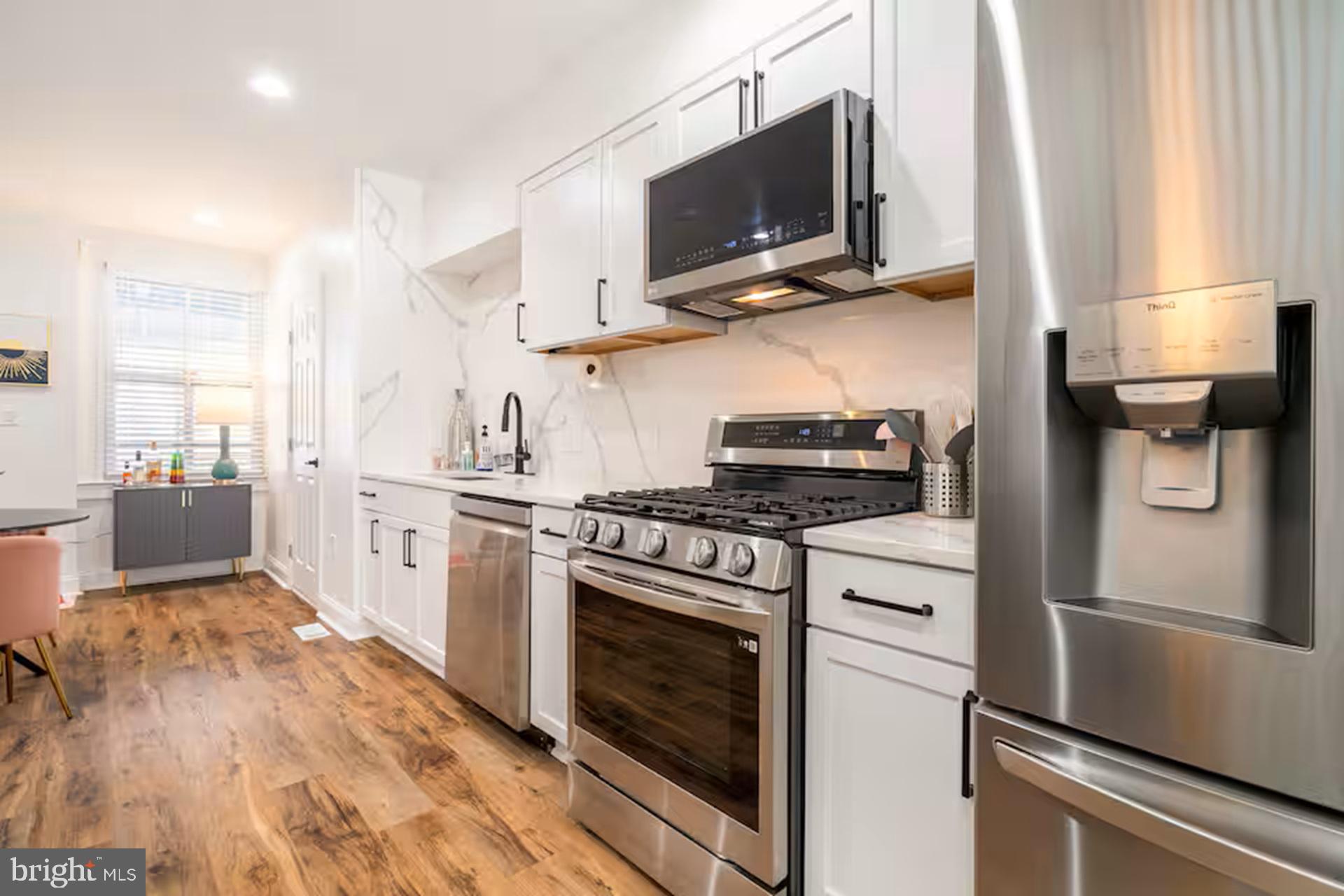HIGHLANDTOWN - Residential