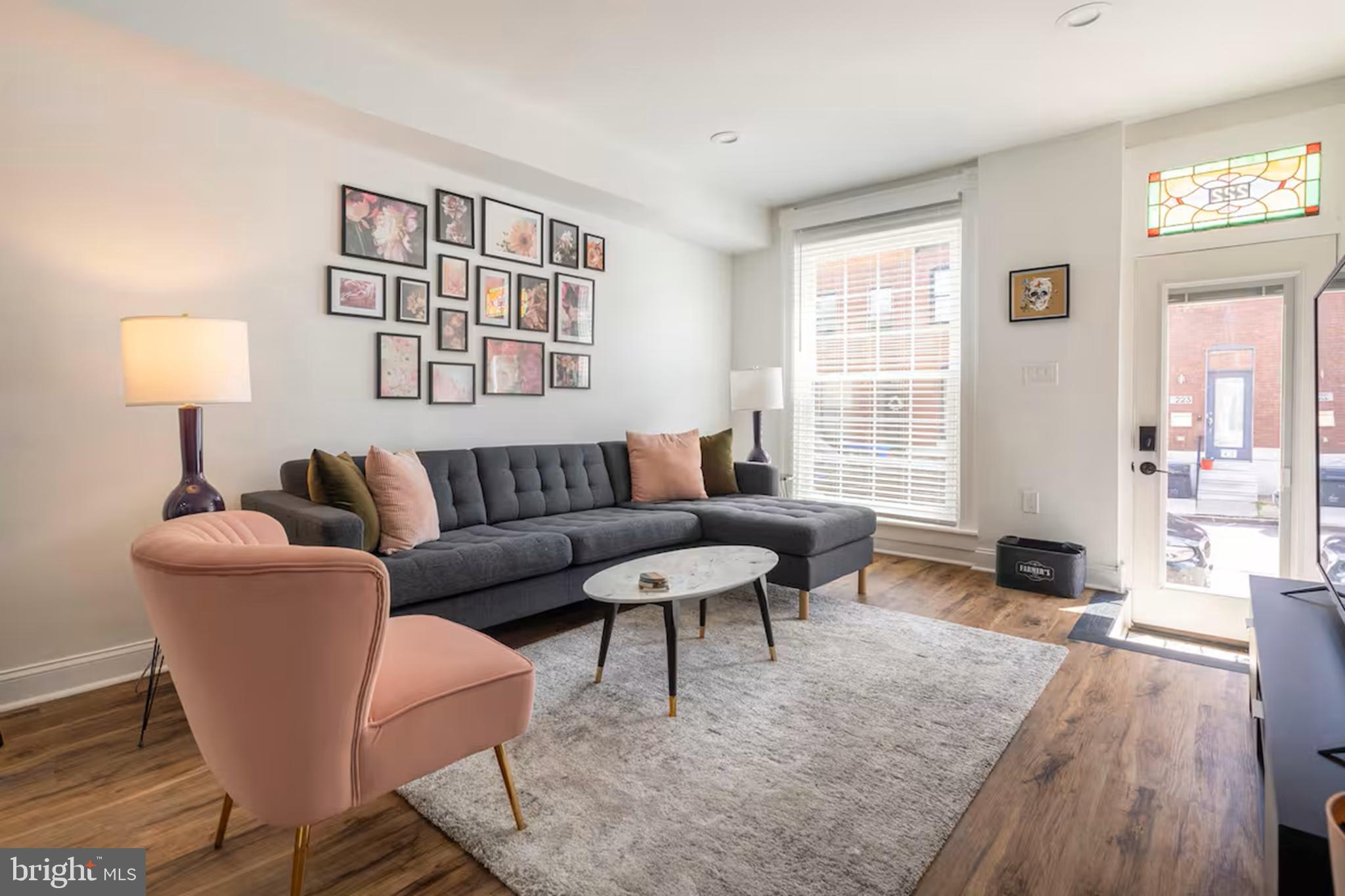 HIGHLANDTOWN - Residential