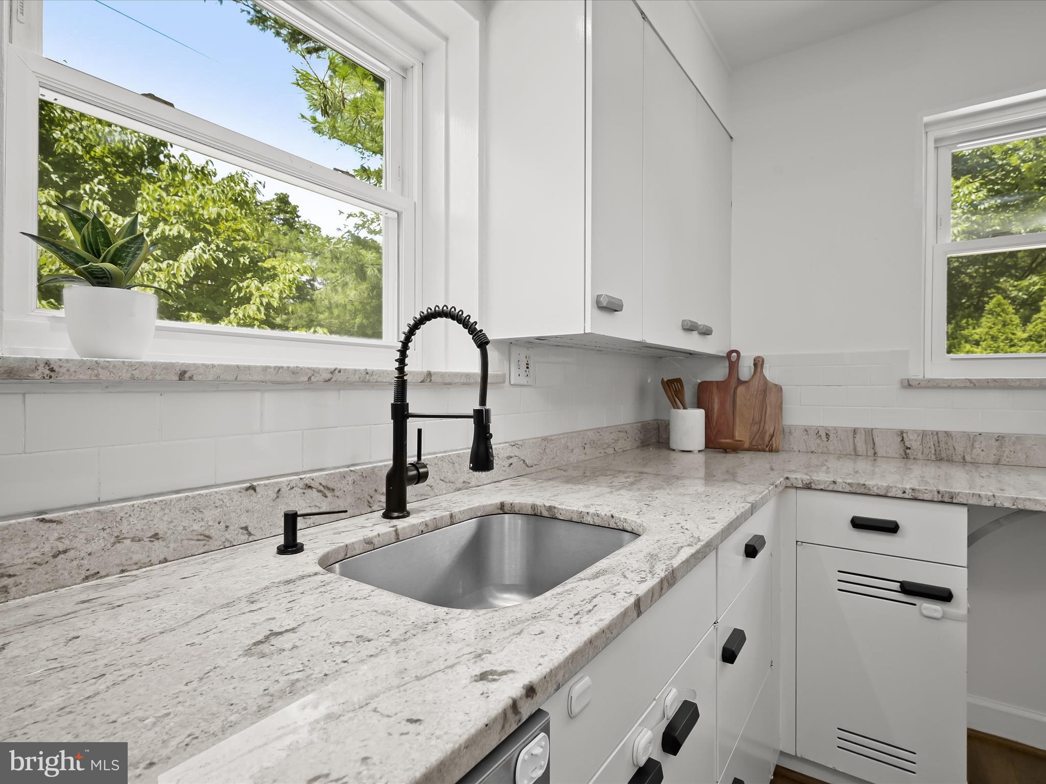 GLEN MAR PARK - Residential