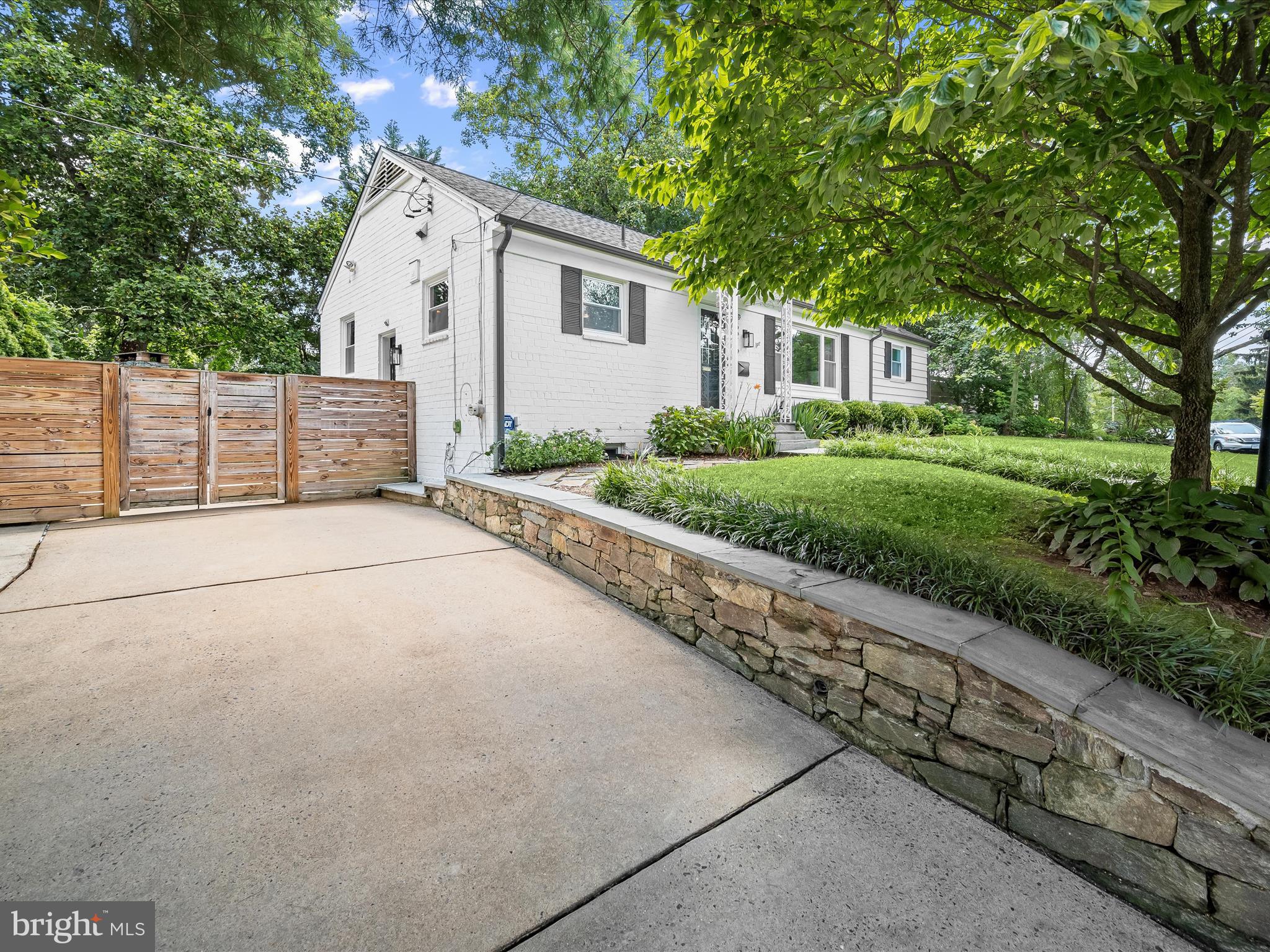 GLEN MAR PARK - Residential