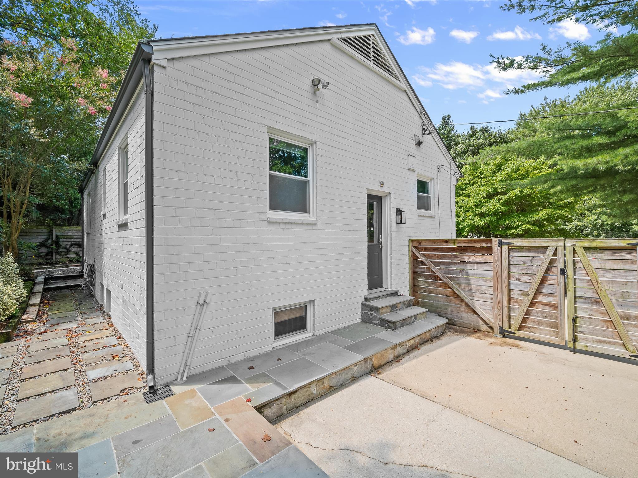 GLEN MAR PARK - Residential