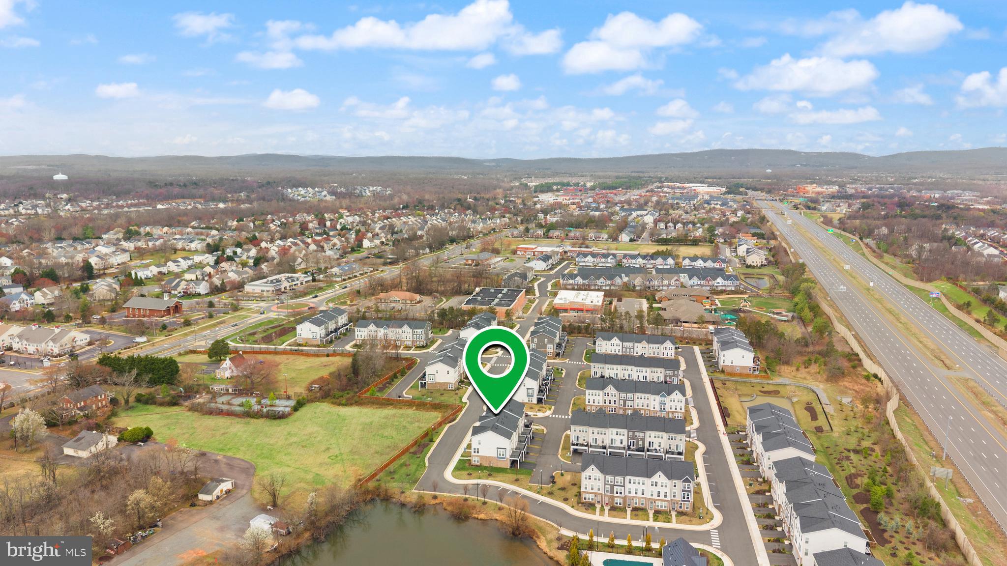 ROBINSON MANOR - Residential