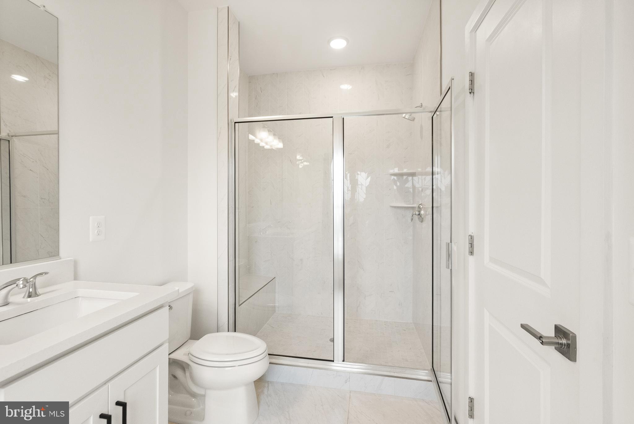 ROBINSON MANOR - Residential