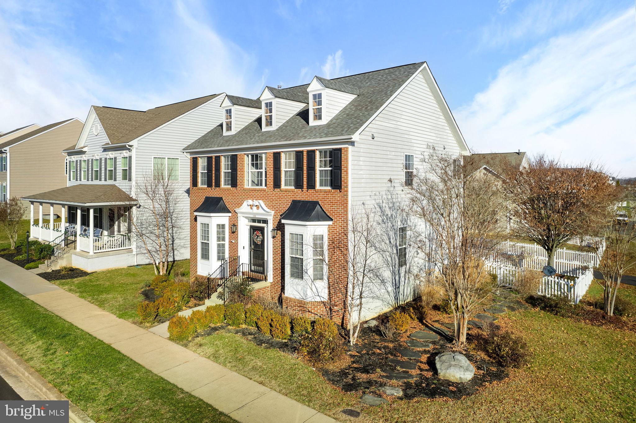 HUNTFIELD - Residential