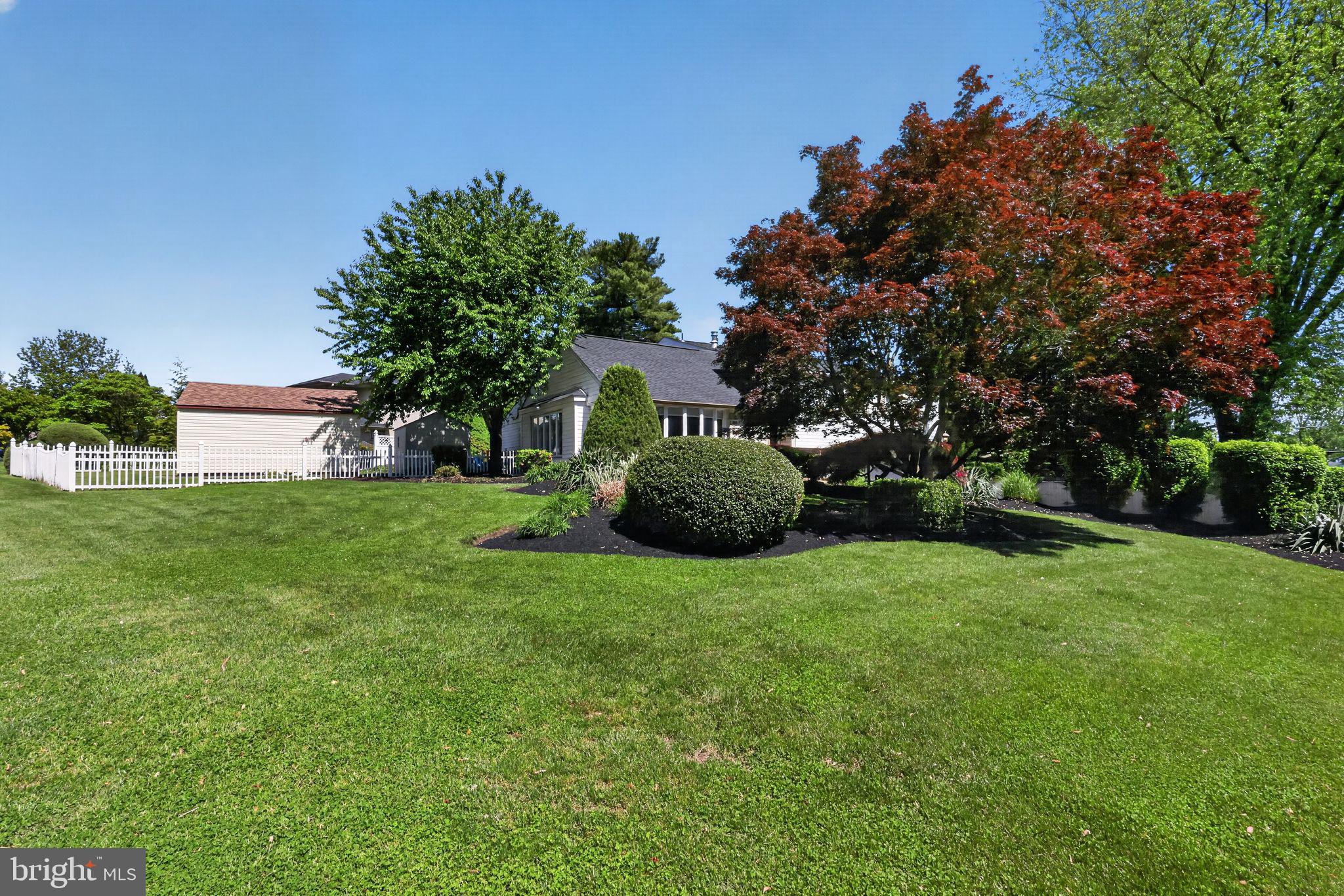MEADOWBROOK - Residential