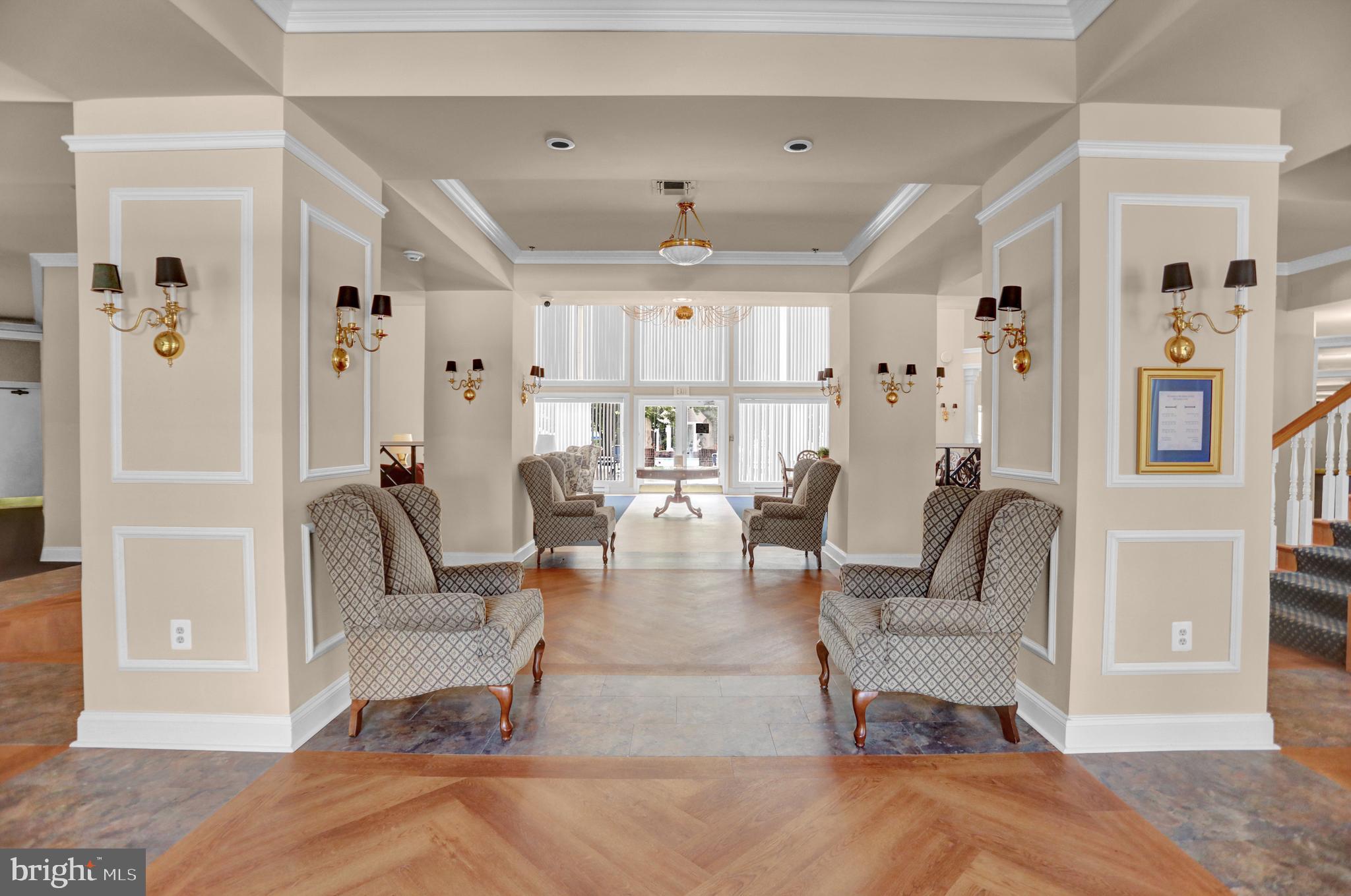 ENGLISH COUNTRY MANOR - Residential