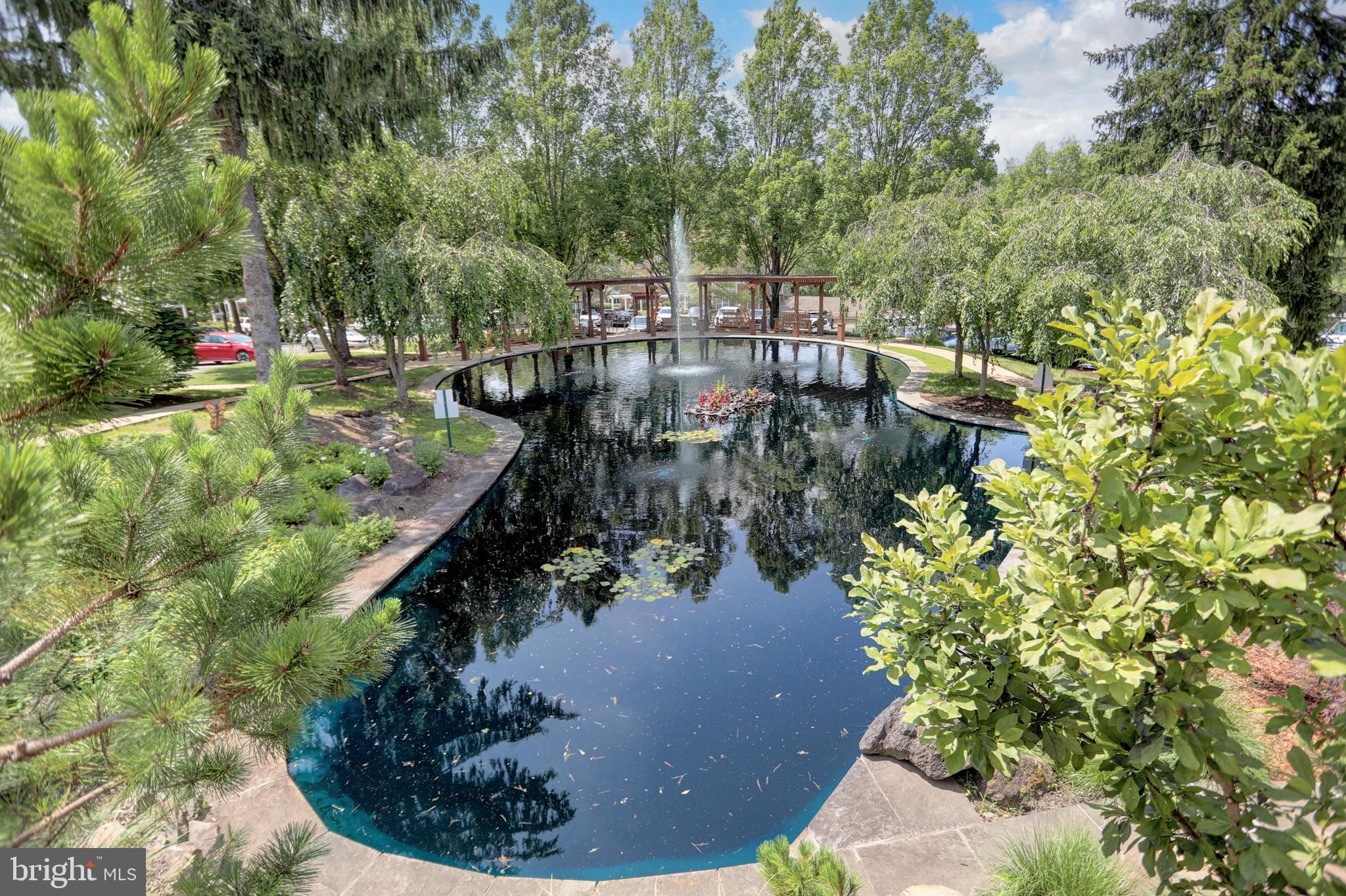 ENGLISH COUNTRY MANOR - Residential