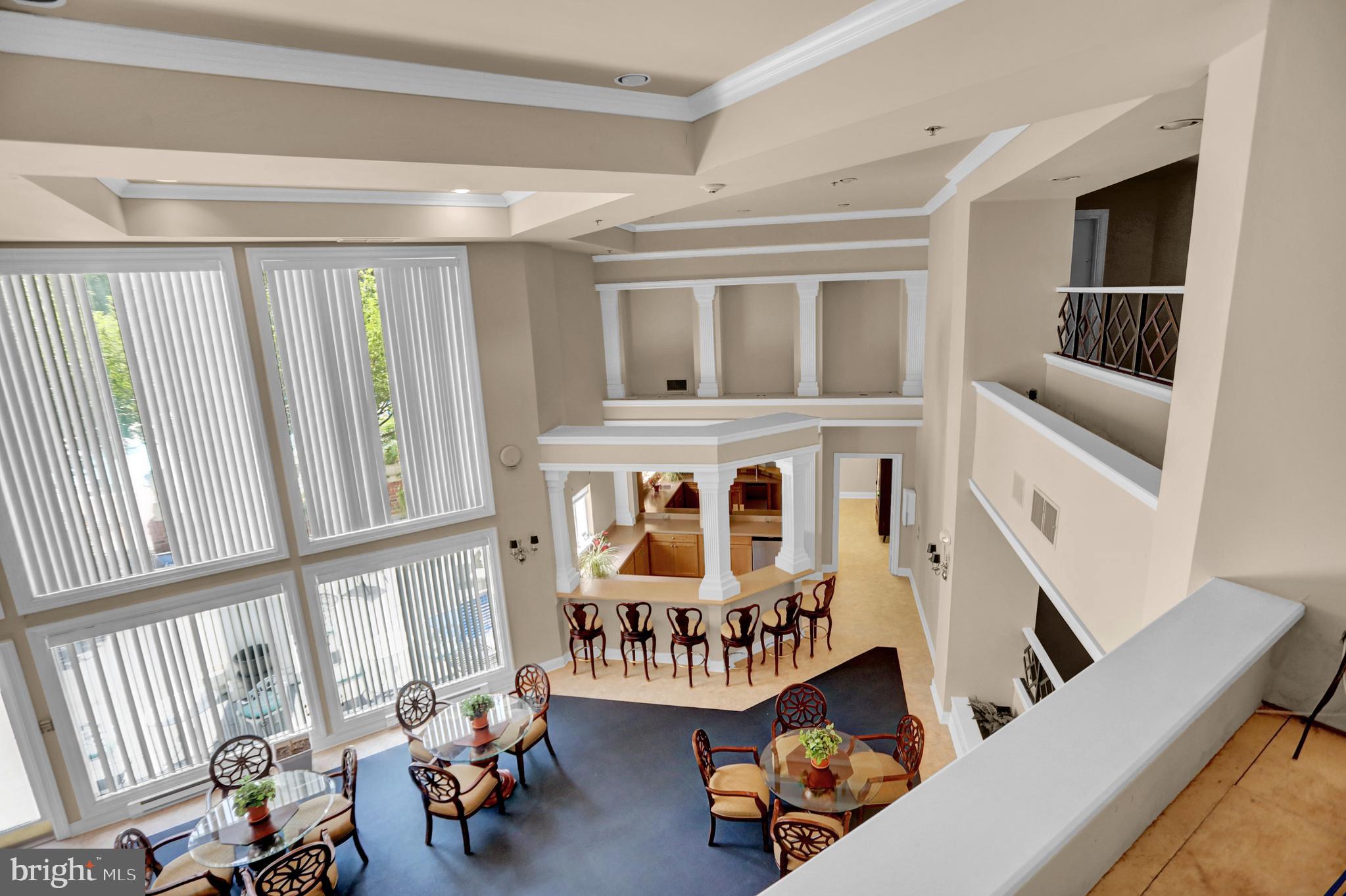 ENGLISH COUNTRY MANOR - Residential