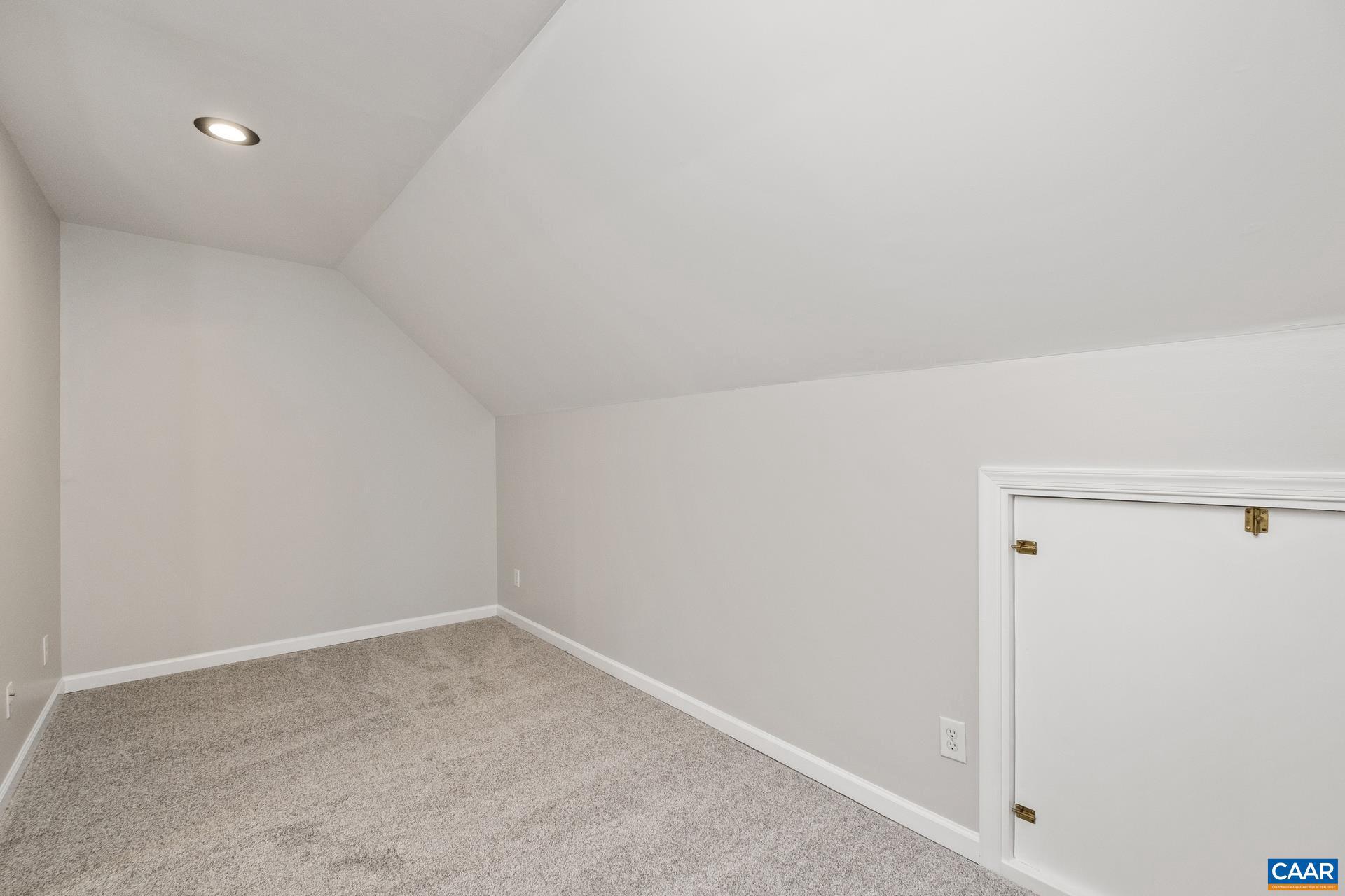 UNKNOWN - Residential Lease