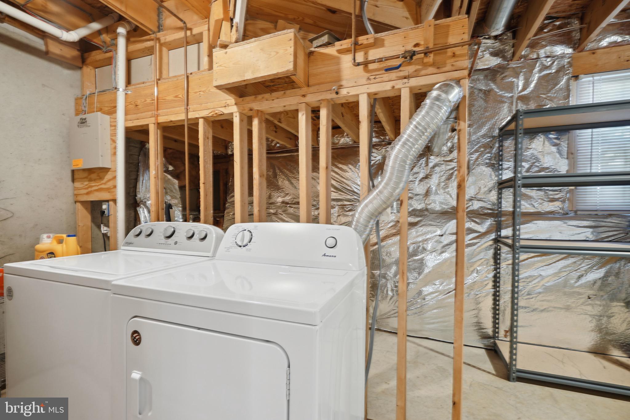 ISLAND CREEK - Residential Lease