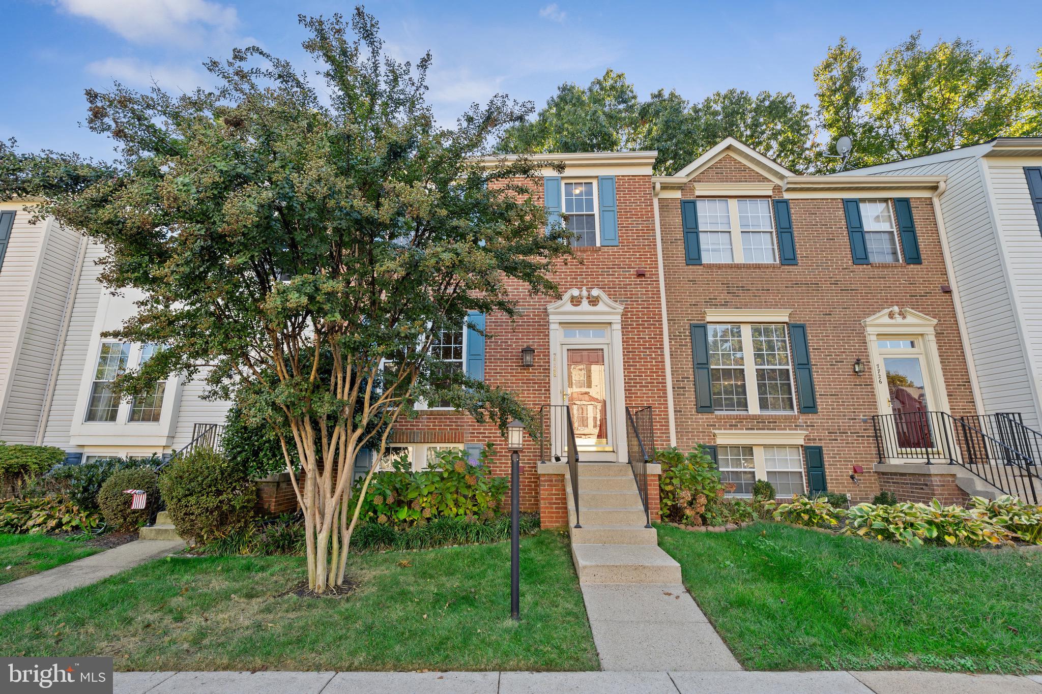 ISLAND CREEK - Residential Lease