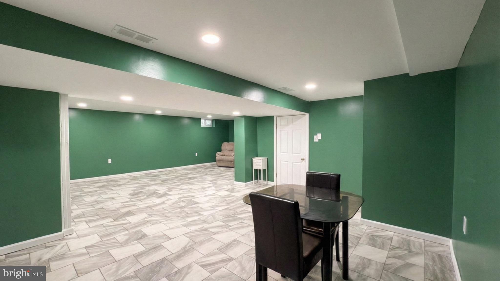 FAYFIELD - Residential