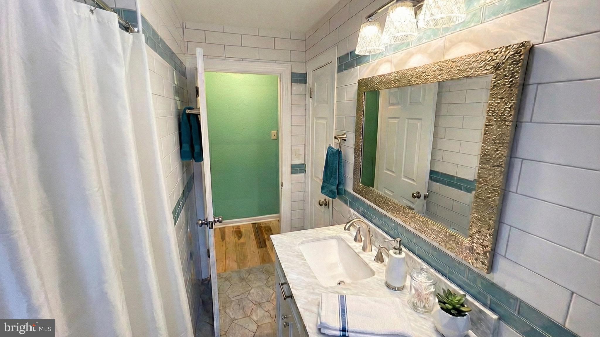 FAYFIELD - Residential