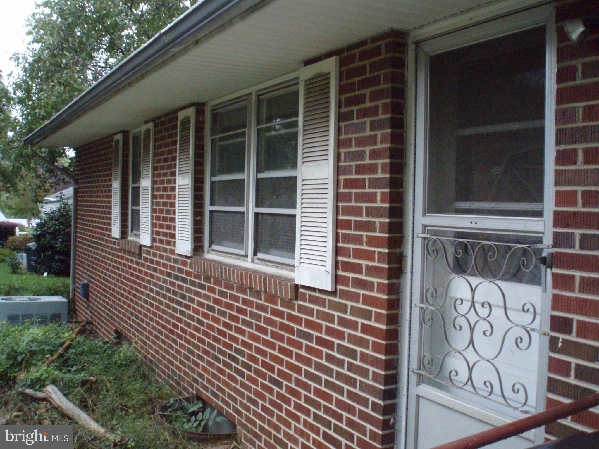 DOWNTOWN LEONARDTOWN - Residential Lease