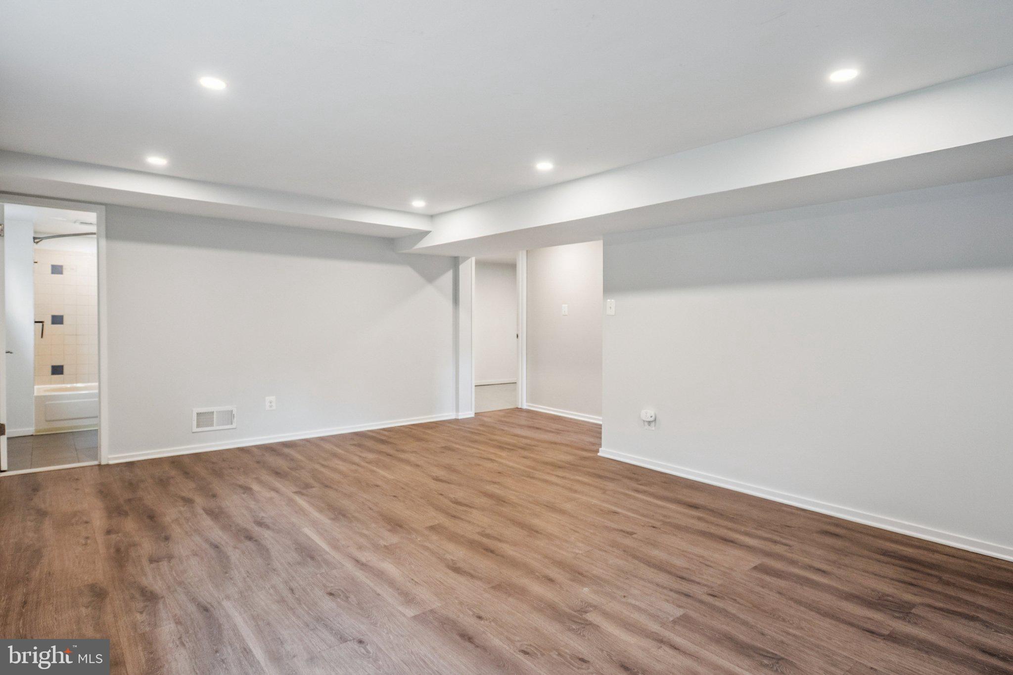 TWINBROOK FOREST - Residential